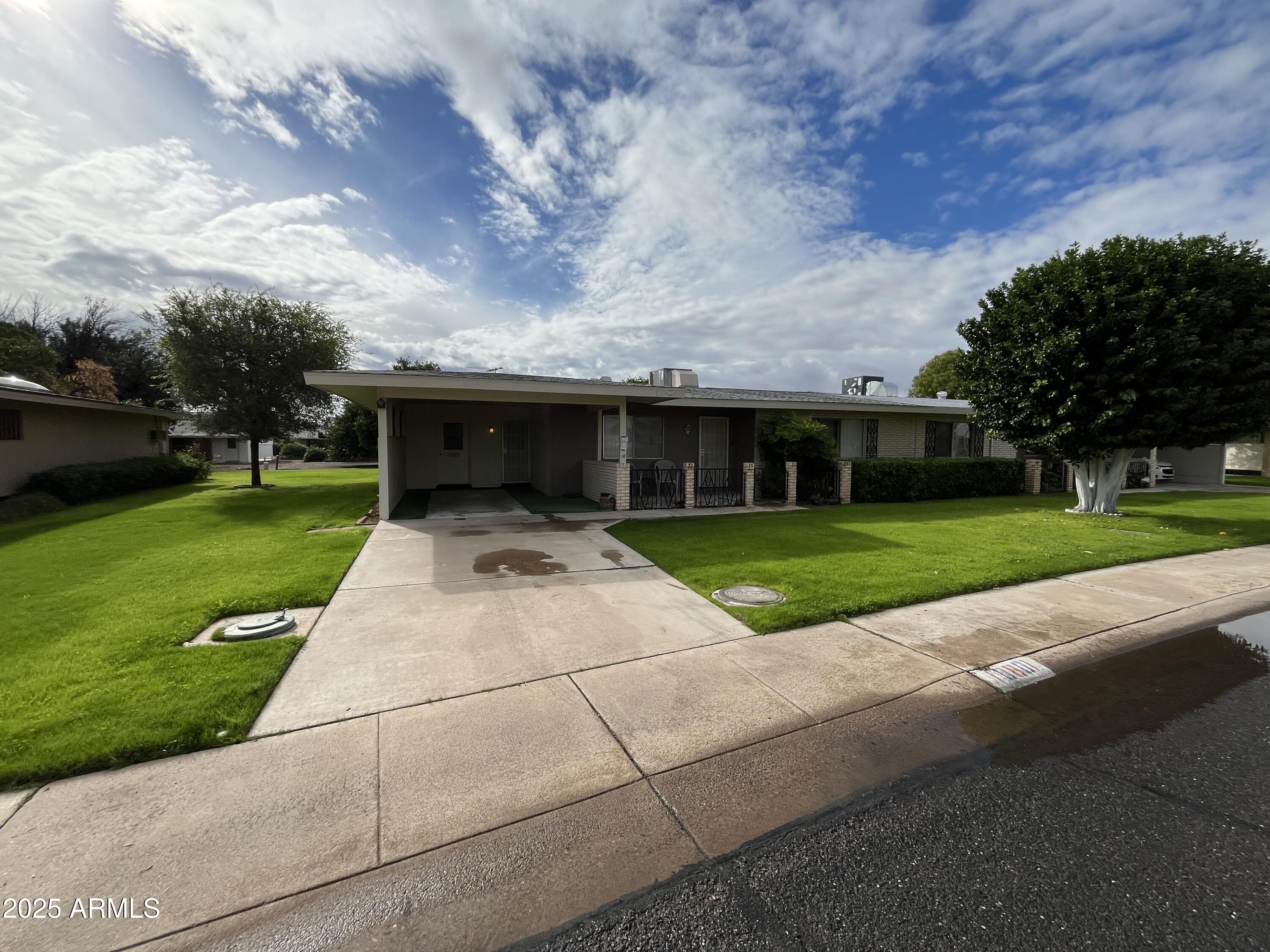 10801 W CLAIR Drive, Sun City, AZ 85351 — Photo 1 of 17