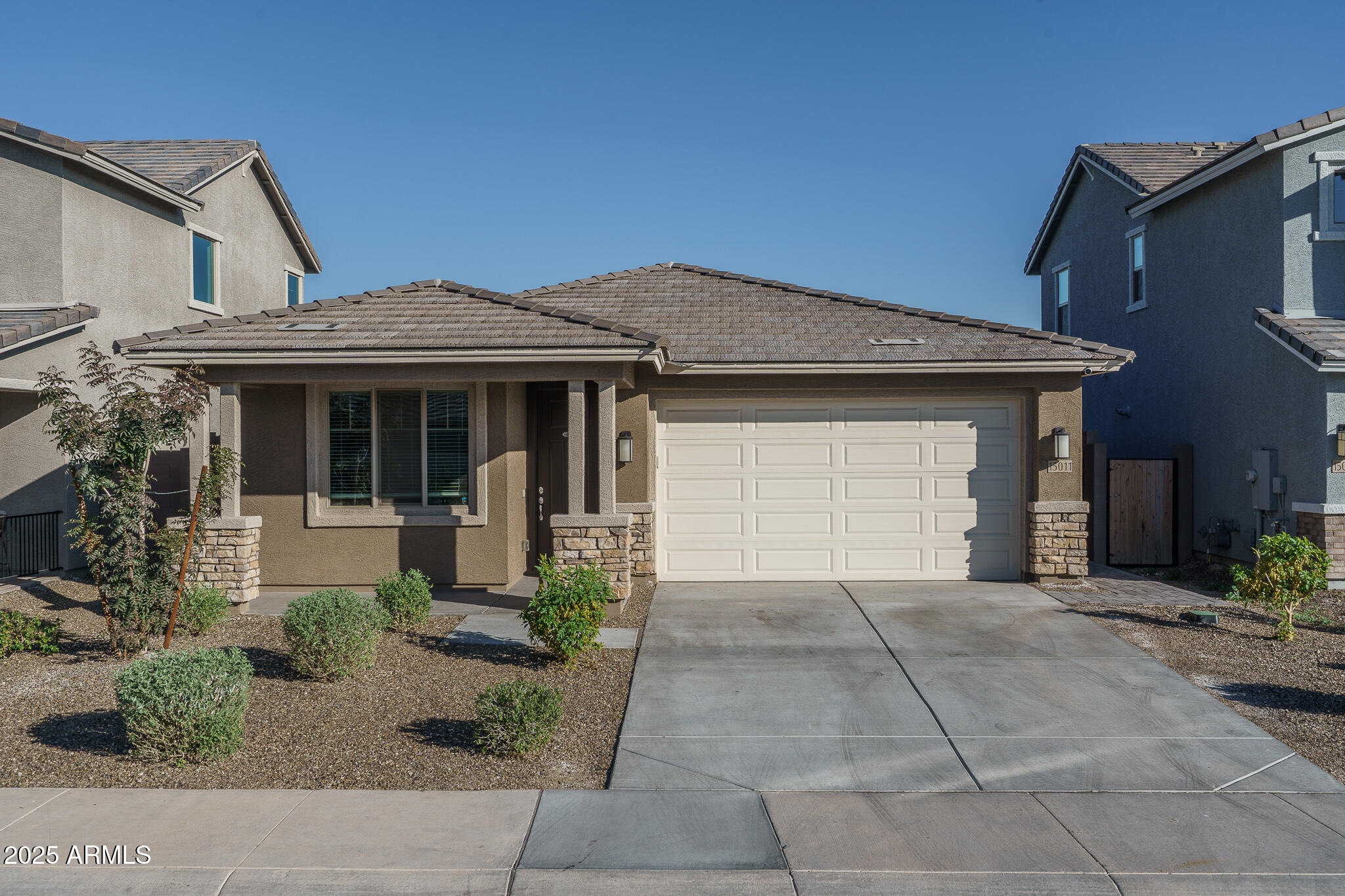 15011 N 55TH Drive, Glendale, AZ 85306 — Photo 1 of 40