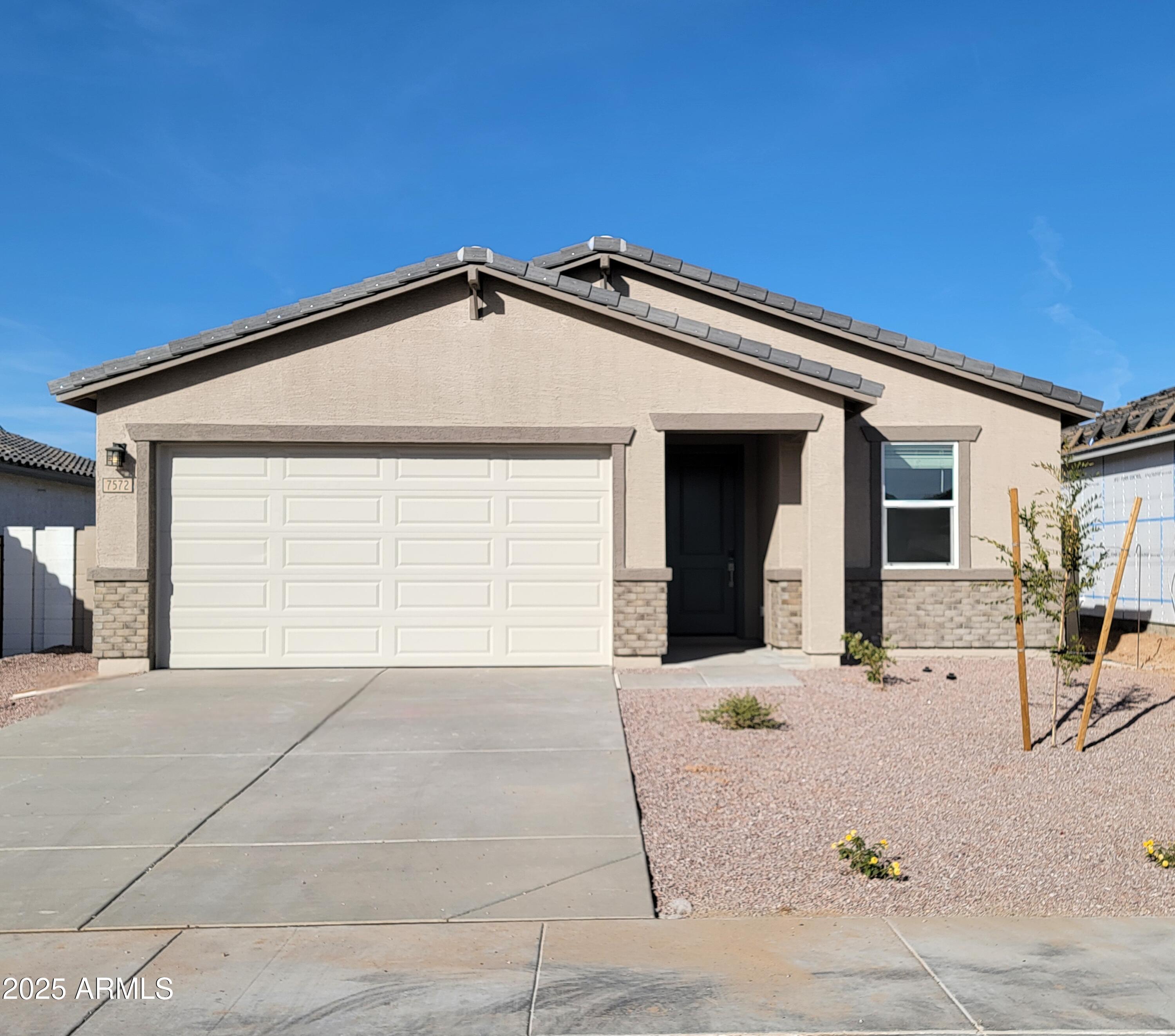 7572 E COZY COTTAGE Lane, San Tan Valley, AZ 85143 — Photo 1 of 41