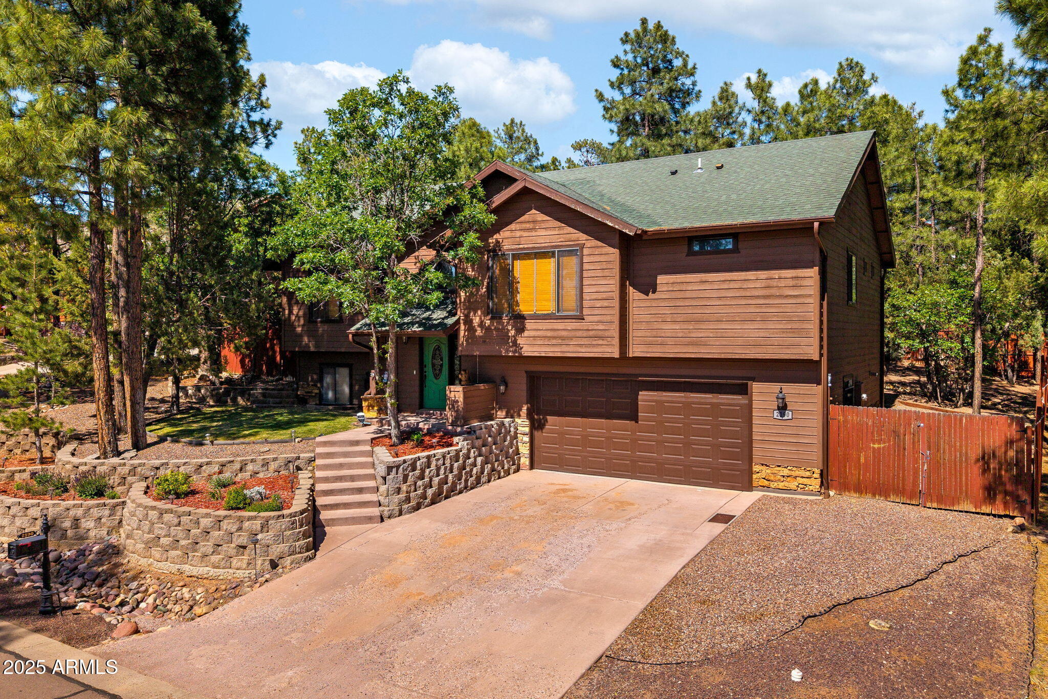 2190 EVERGREEN Lane, Show Low, AZ 85901 — Photo 1 of 46