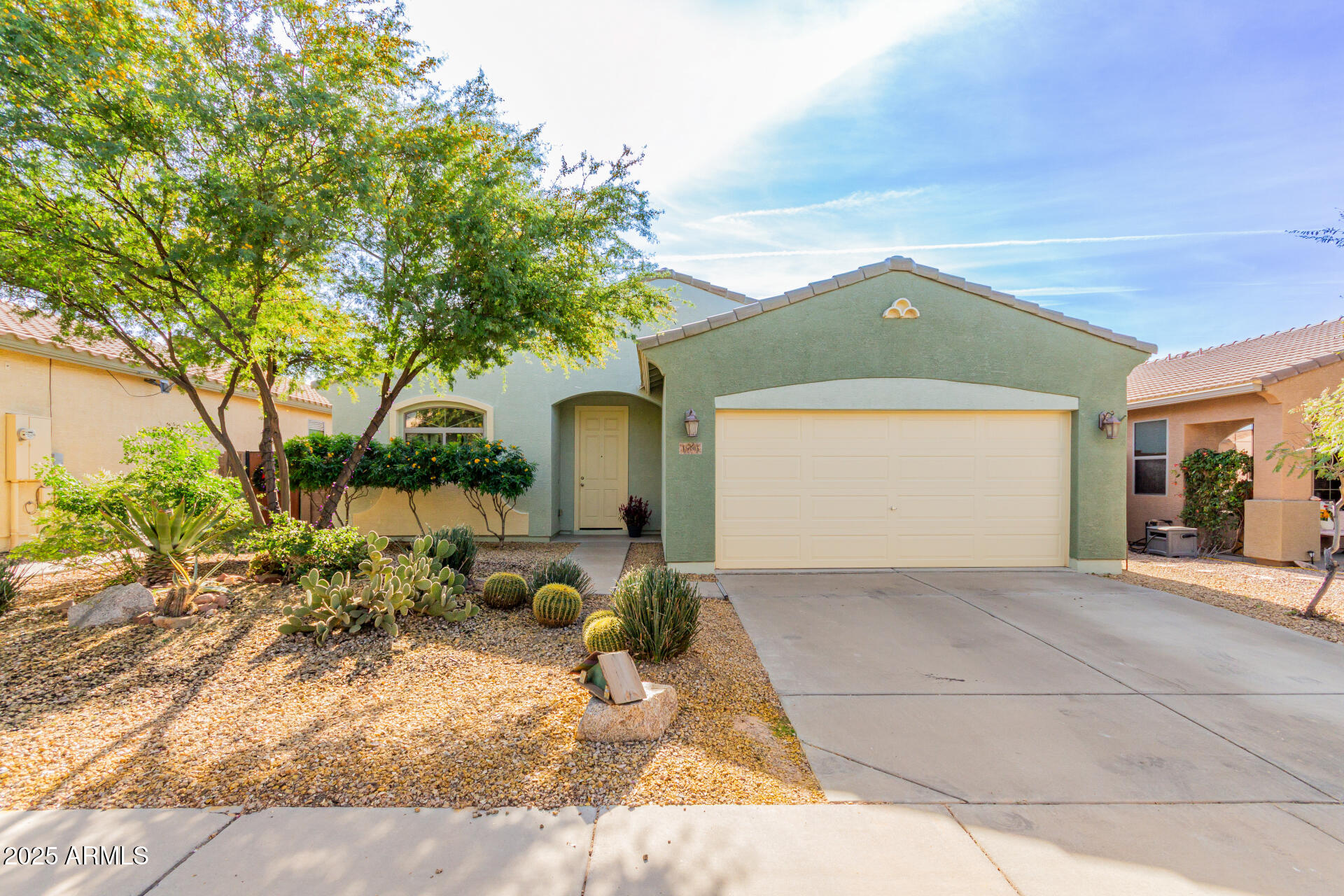 18163 E LA POSADA Court, Gold Canyon, AZ 85118 — Photo 1 of 28