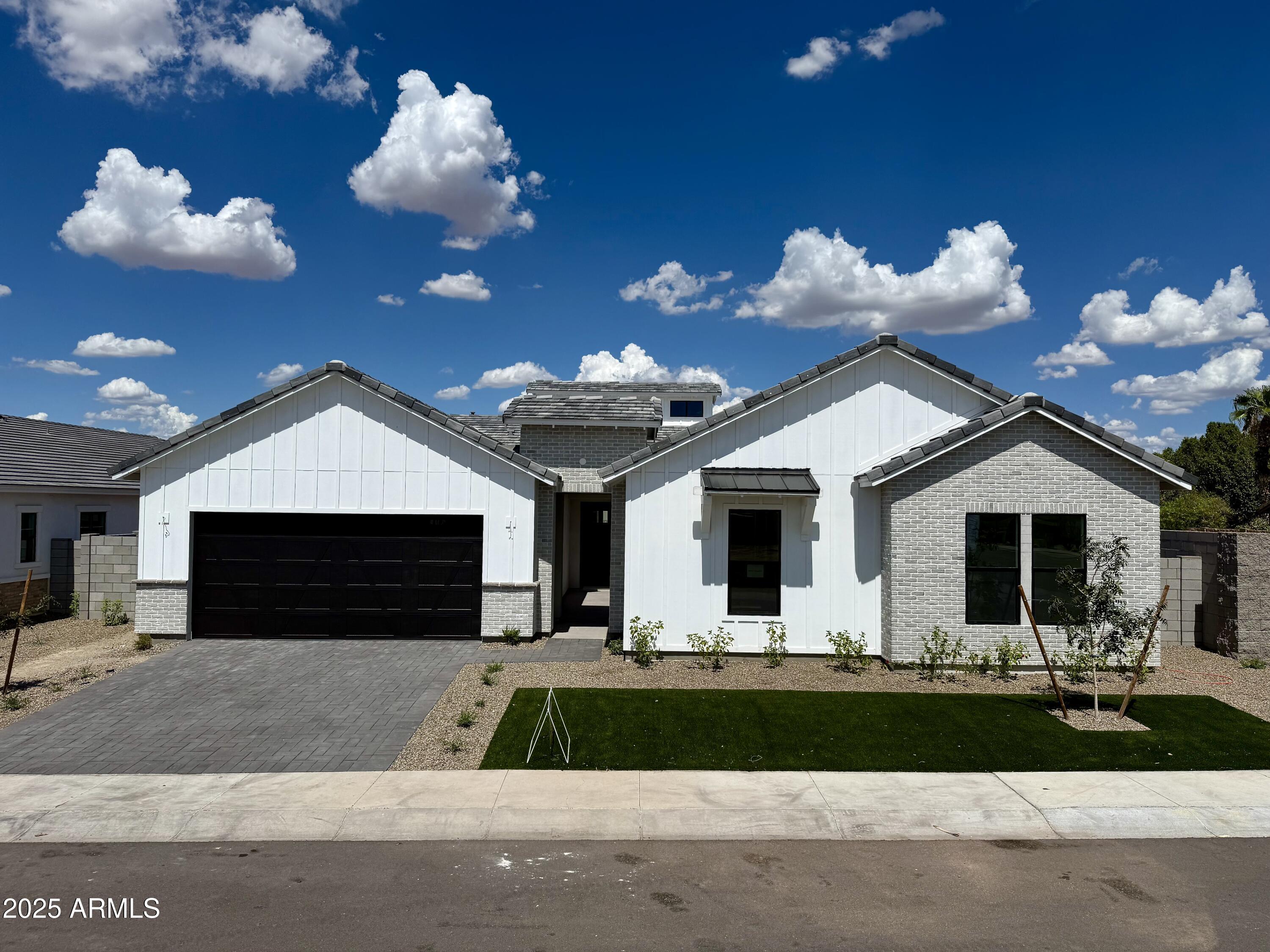 6454 E OASIS Circle, Mesa, AZ 85215 — Photo 1 of 31