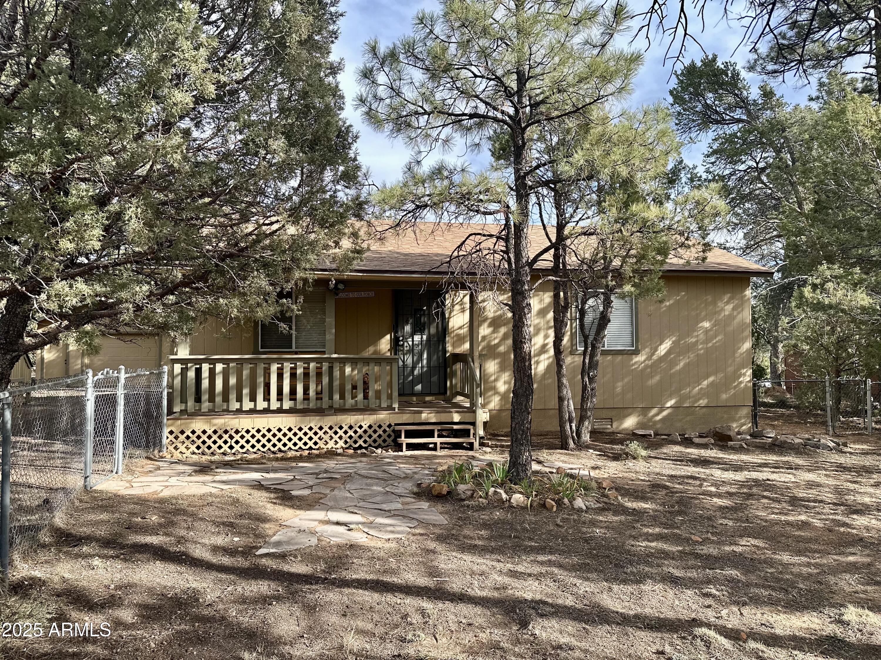 2927 Wildcat Trail, Overgaard, AZ 85933 — Photo 1 of 18