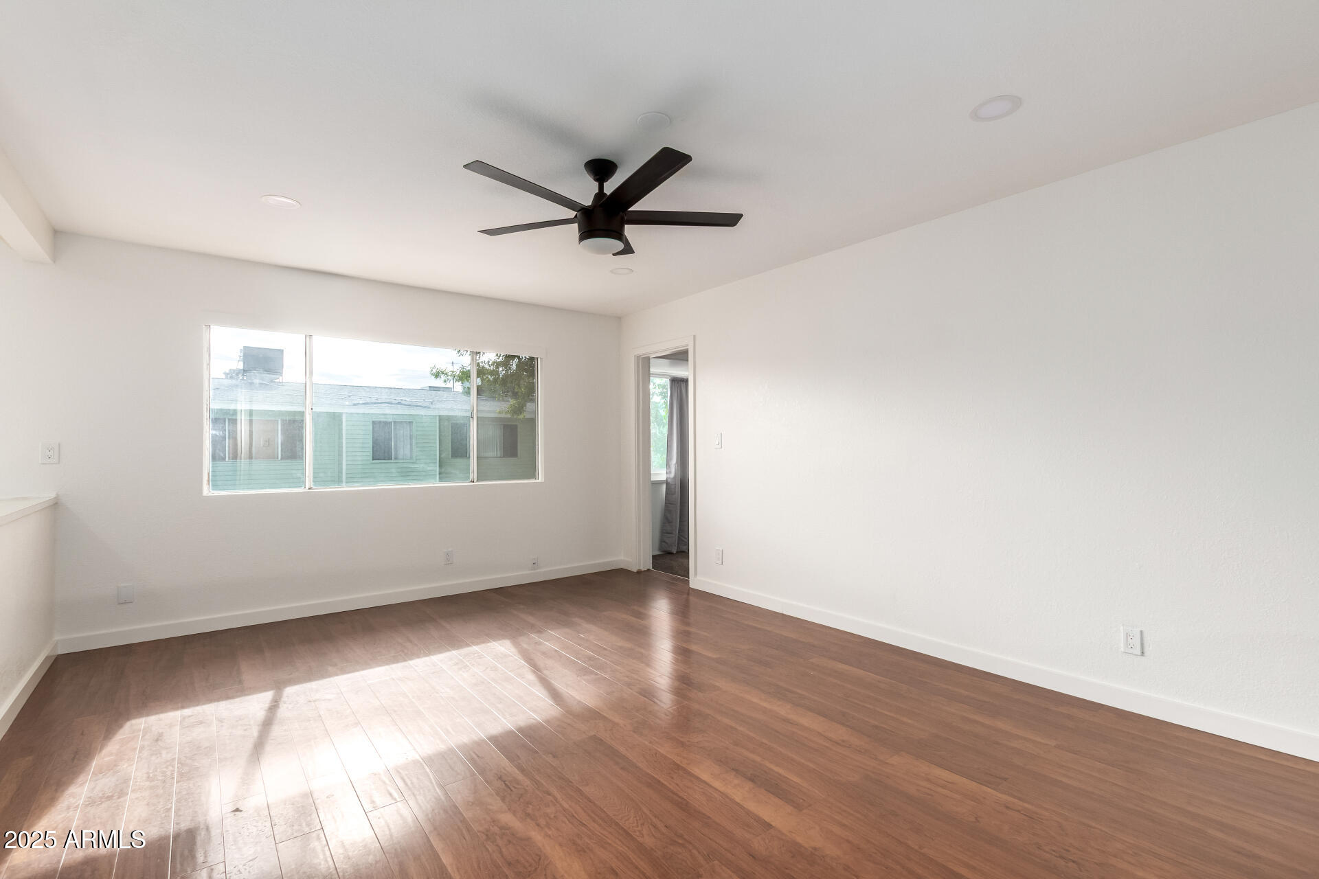 2569 W BERRIDGE Lane D-215, Phoenix, AZ 85017 — Photo 1 of 30