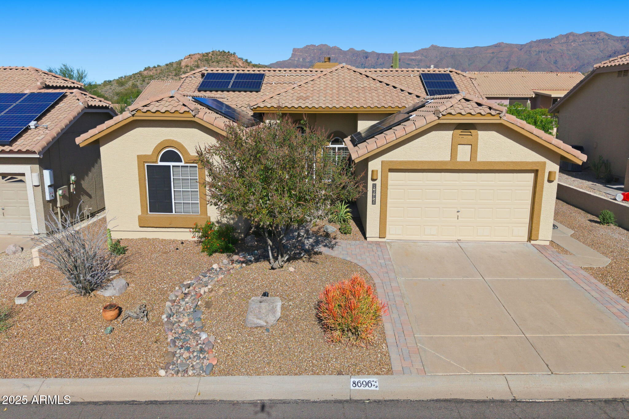 8696 E ALOE Drive, Gold Canyon, AZ 85118 — Photo 1 of 40