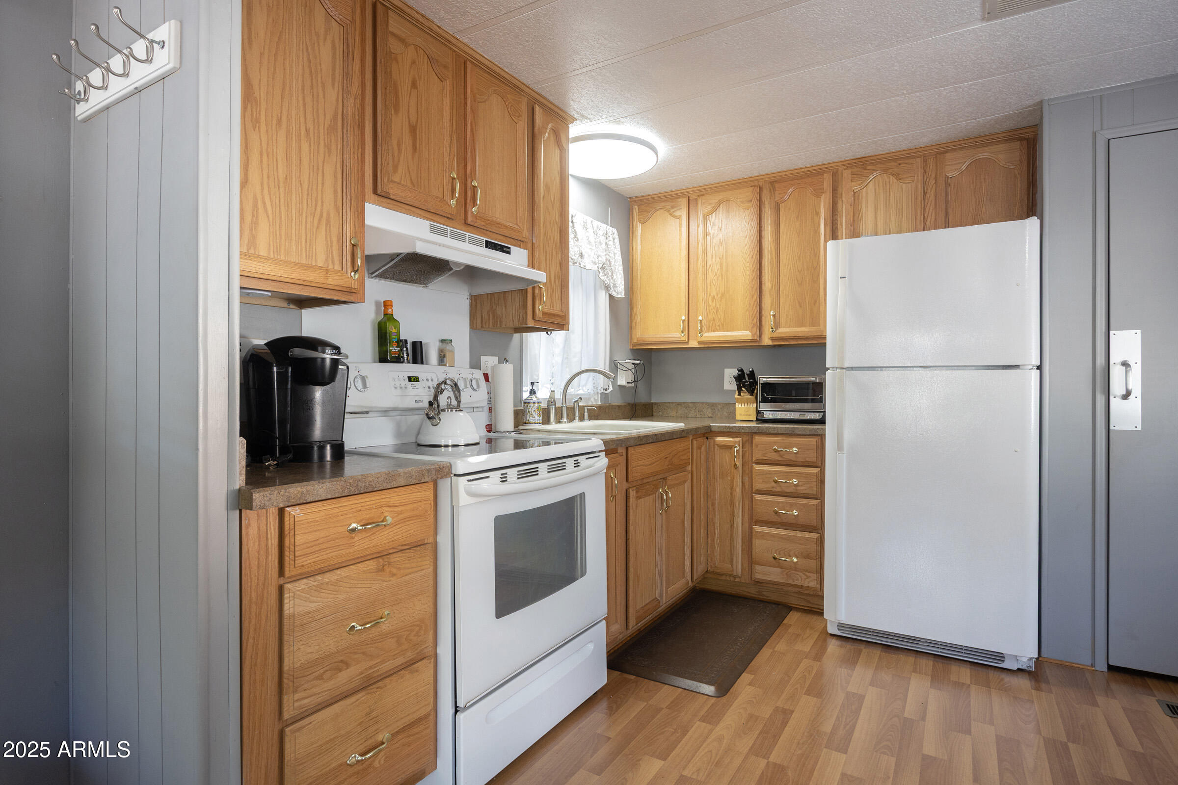 370 E SAN FELIPE Place, Munds Park, AZ 86017 — Photo 1 of 28
