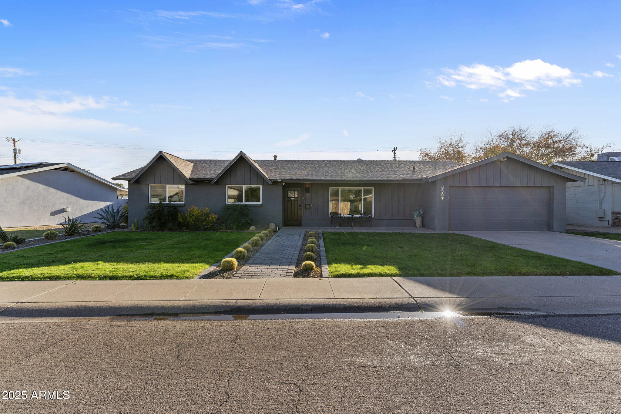 8507 E MONTECITO Avenue, Scottsdale, AZ 85251 — Photo 1 of 25