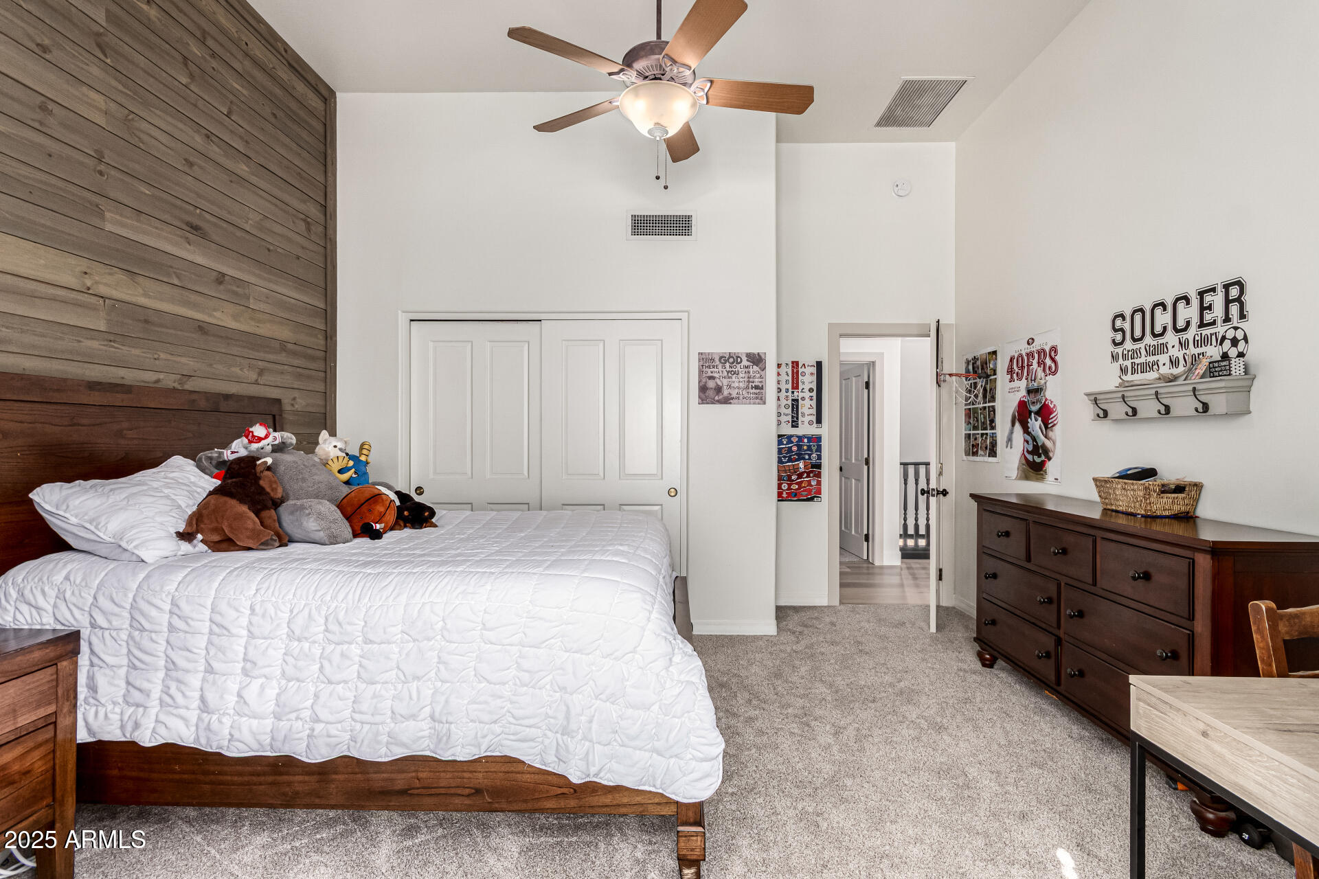 Thumbnail 38