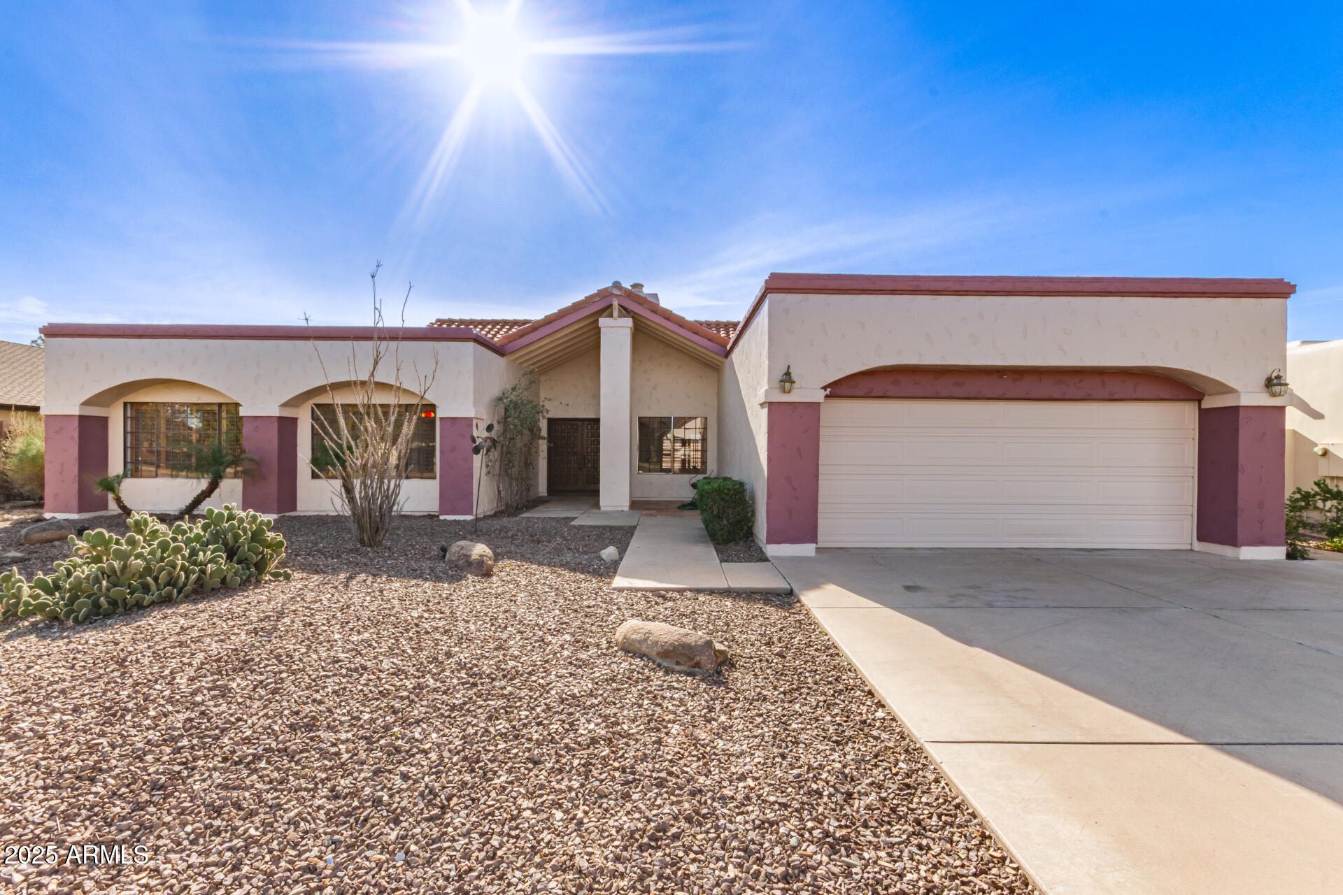 805 W TOLEDO Street, Chandler, AZ 85225 — Photo 1 of 44