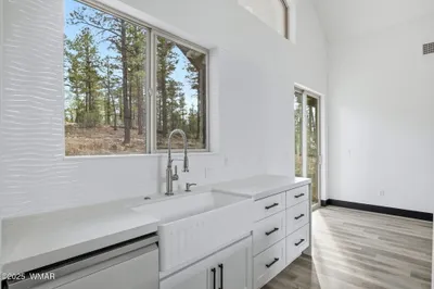Thumbnail 27