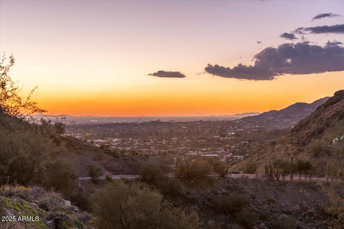 7080 N INVERGORDON Road -, Paradise Valley, AZ 85253 — Photo 1 of 33