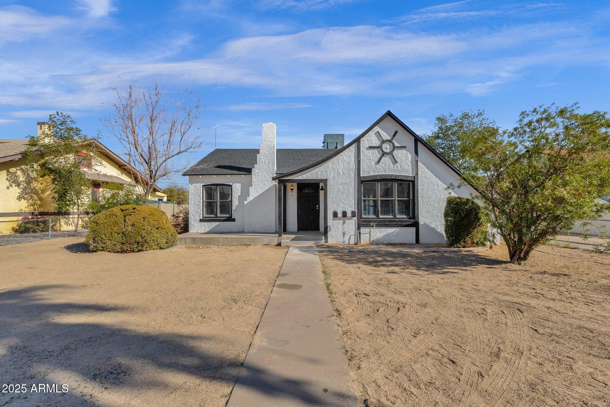 329 N 17TH Drive, Phoenix, AZ 85007 — Photo 1 of 73