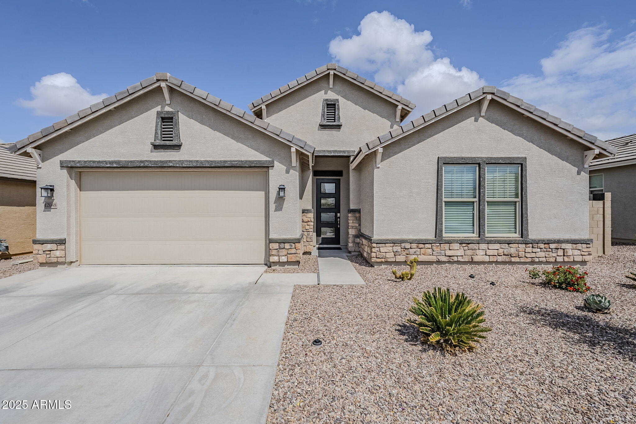12048 E CHEVELON Trail, Gold Canyon, AZ 85118 — Photo 1 of 48