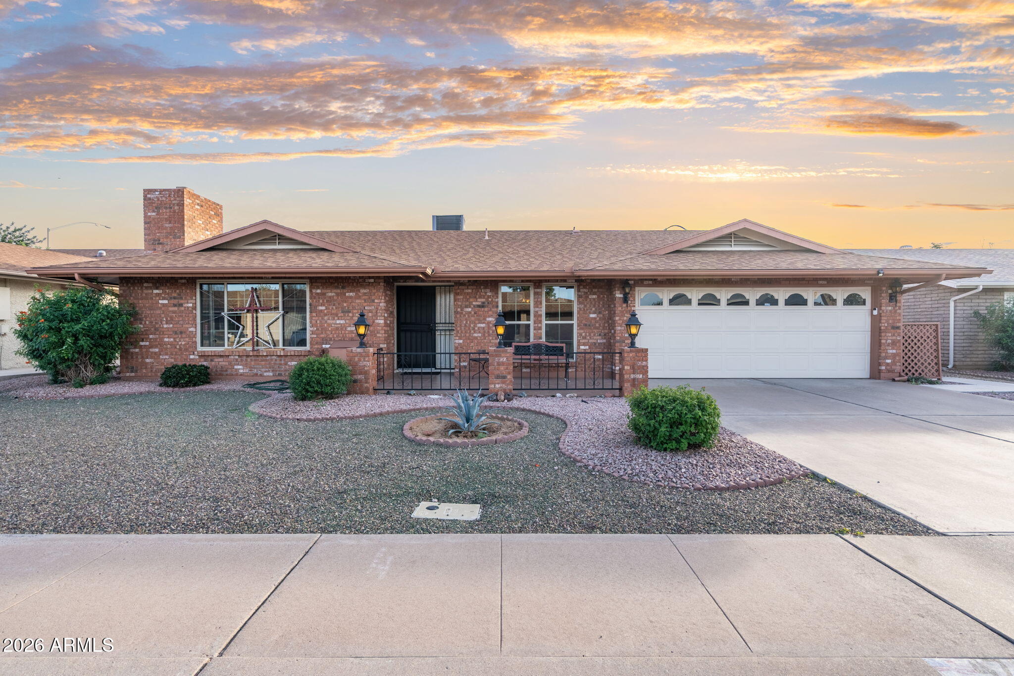 4719 E FLOSSMOOR Circle, Mesa, AZ 85206 — Photo 1 of 36