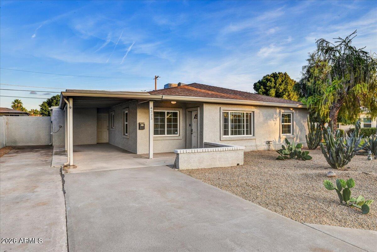 4325 N 19TH Place, Phoenix, AZ 85016 — Photo 1 of 35
