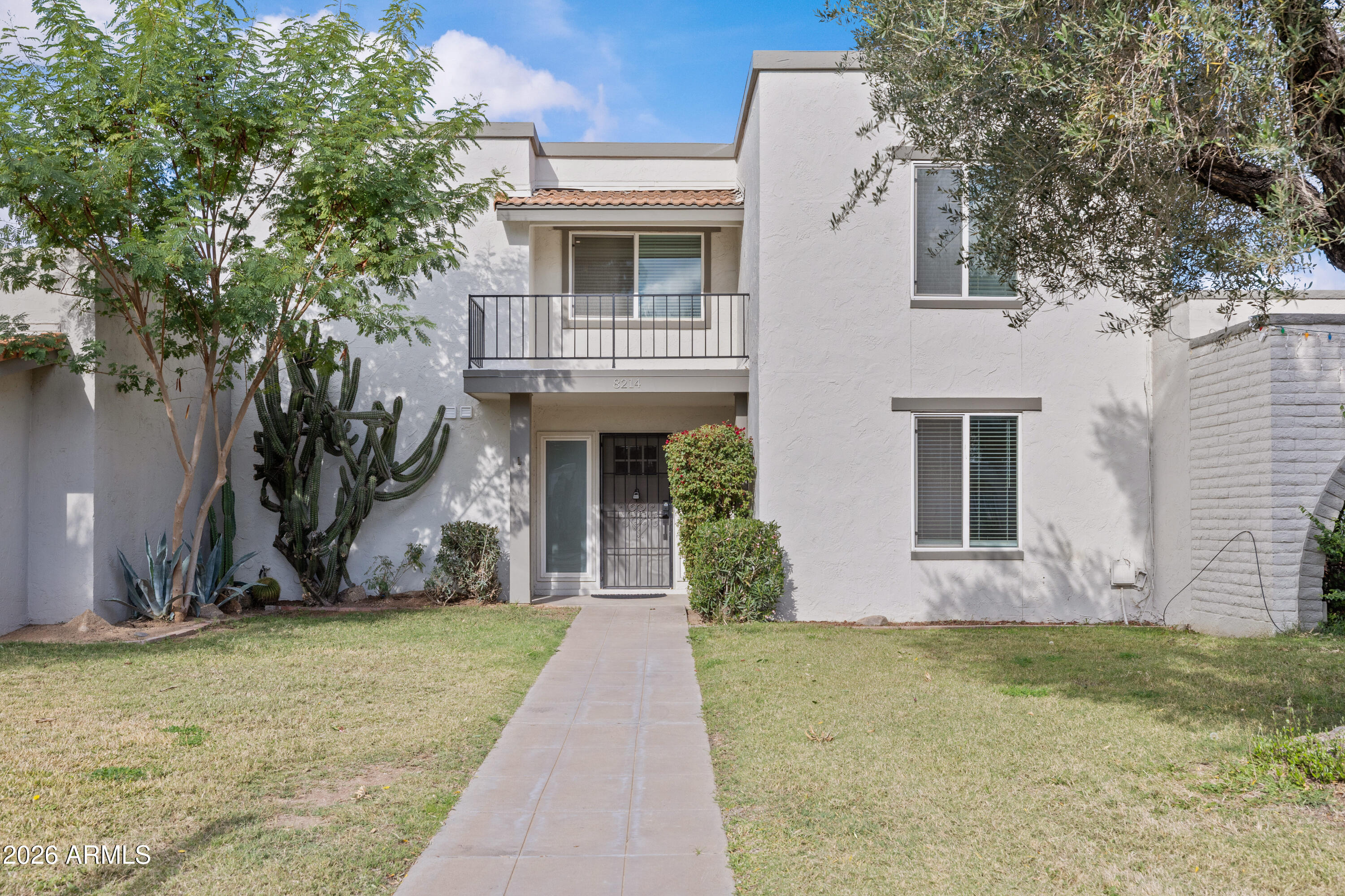 8214 E MCDONALD Drive, Scottsdale, AZ 85250 — Photo 1 of 37