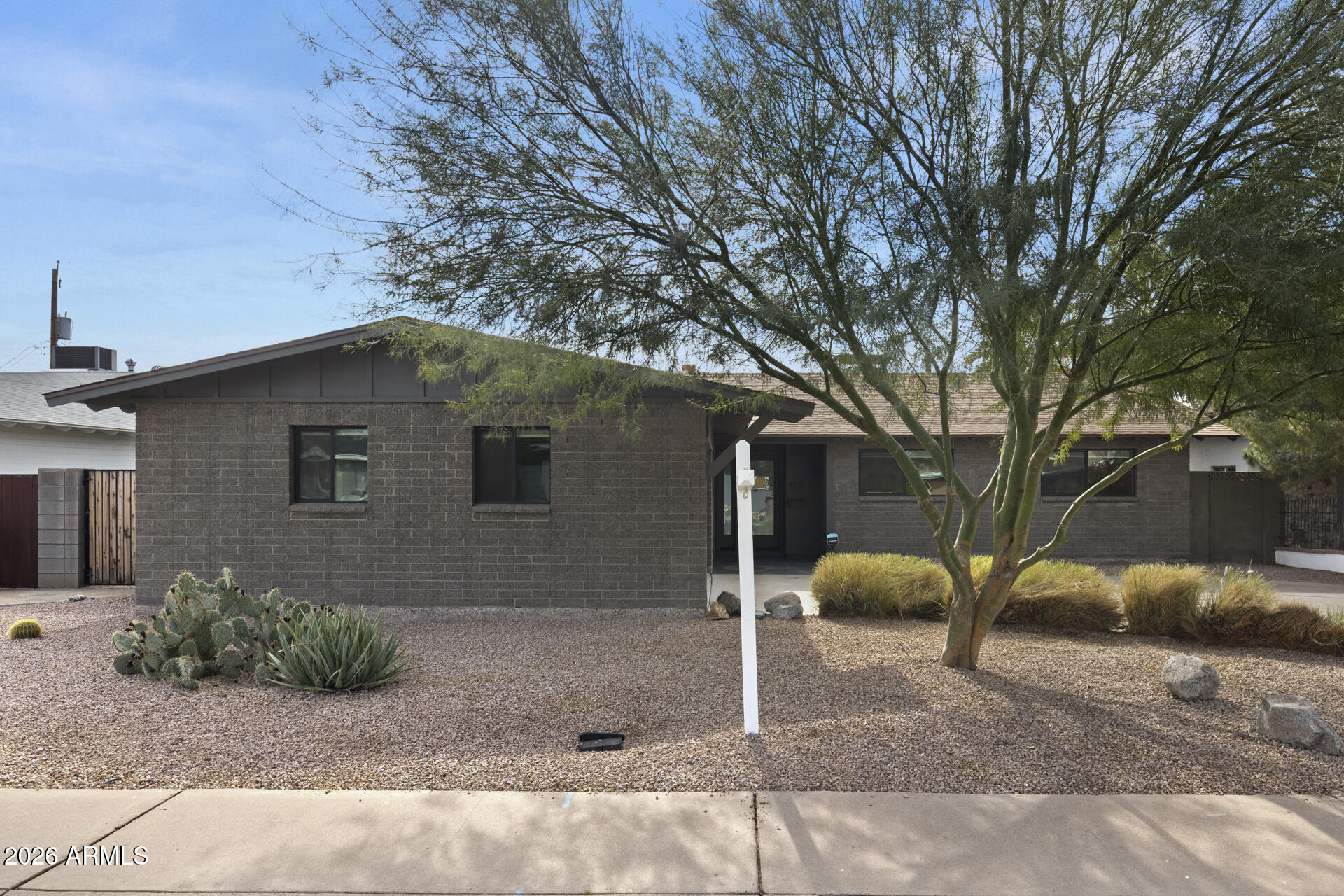8731 E STARLIGHT Way, Scottsdale, AZ 85250 — Photo 1 of 43