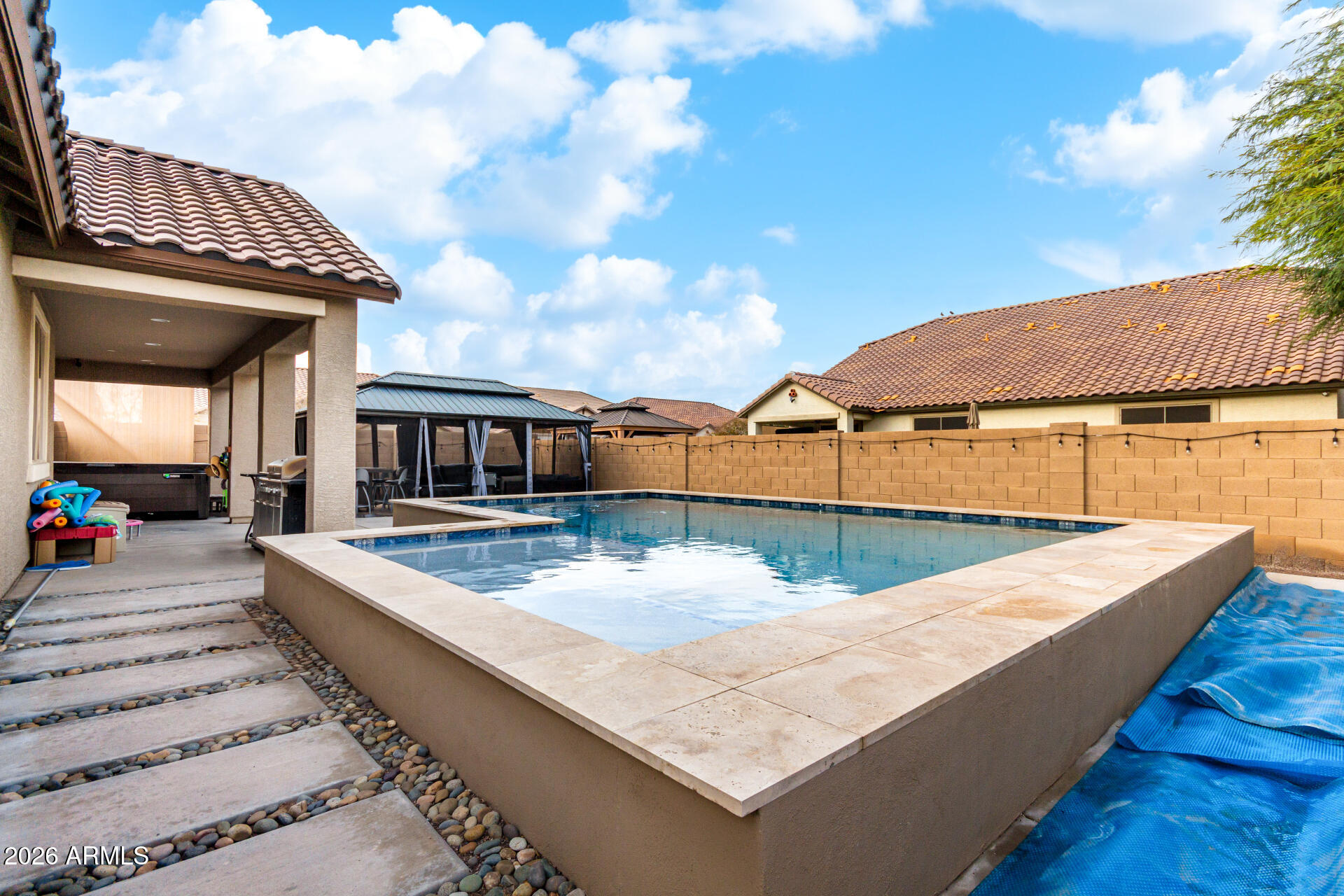 3038 W LYNNE Lane, Phoenix, AZ 85041 — Photo 1 of 40