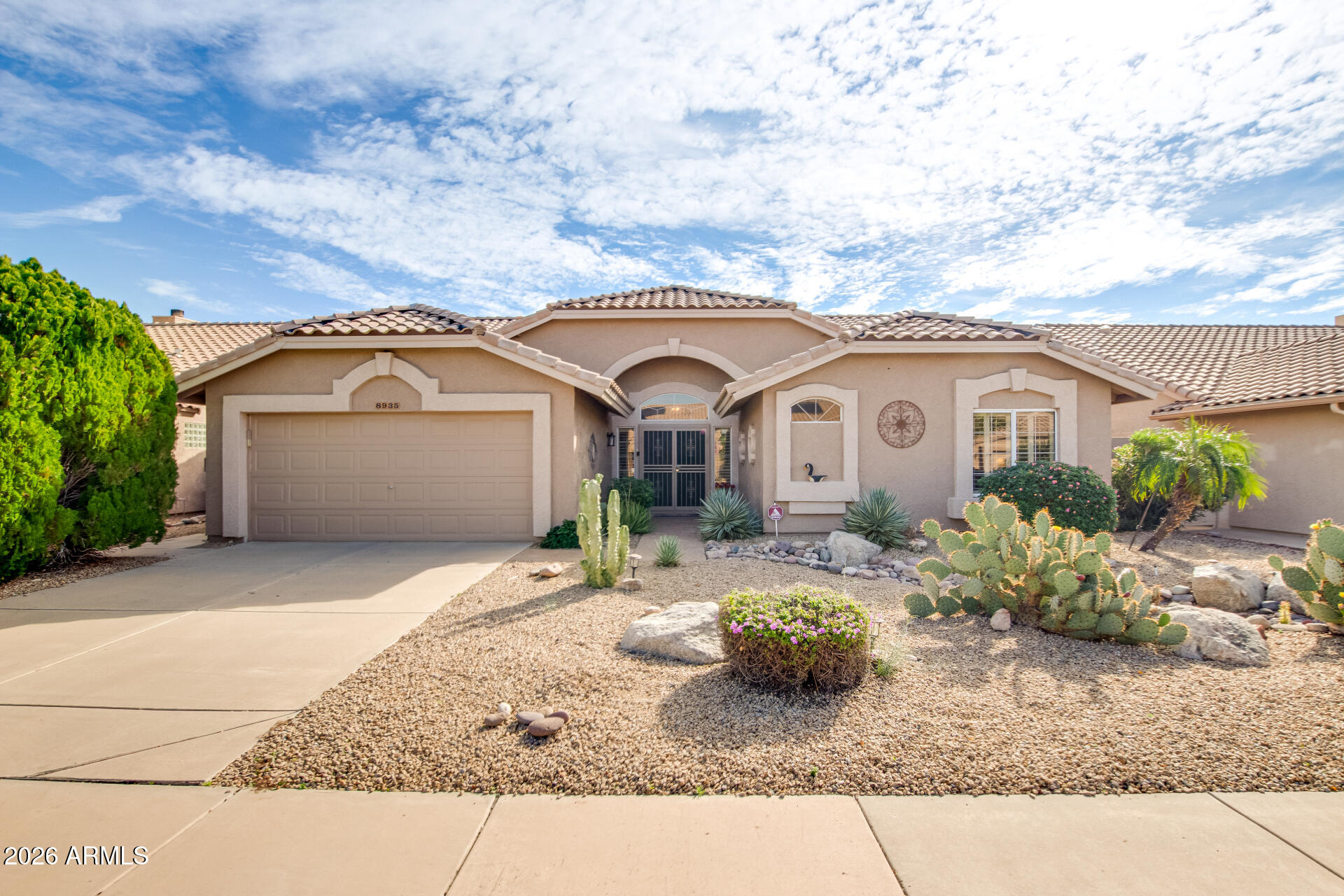 8935 W KERRY Lane, Peoria, AZ 85382 — Photo 1 of 36