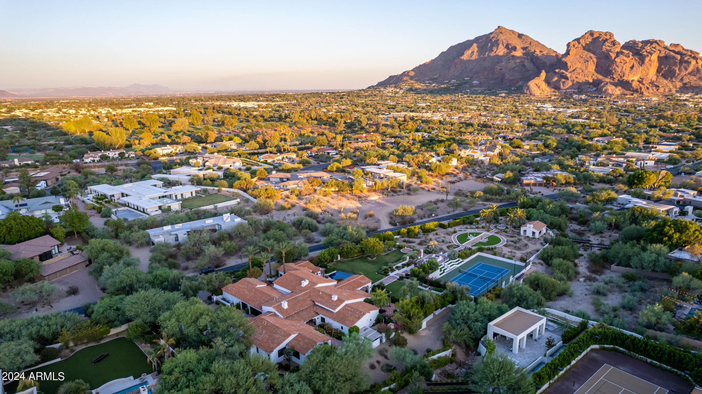 6742 N 48TH Street, Paradise Valley, AZ 85253 — Photo 1 of 32