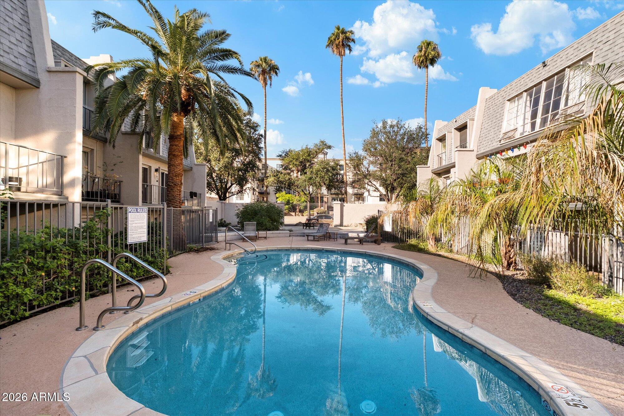 1018 E OSBORN Road E, Phoenix, AZ 85014 — Photo 1 of 24