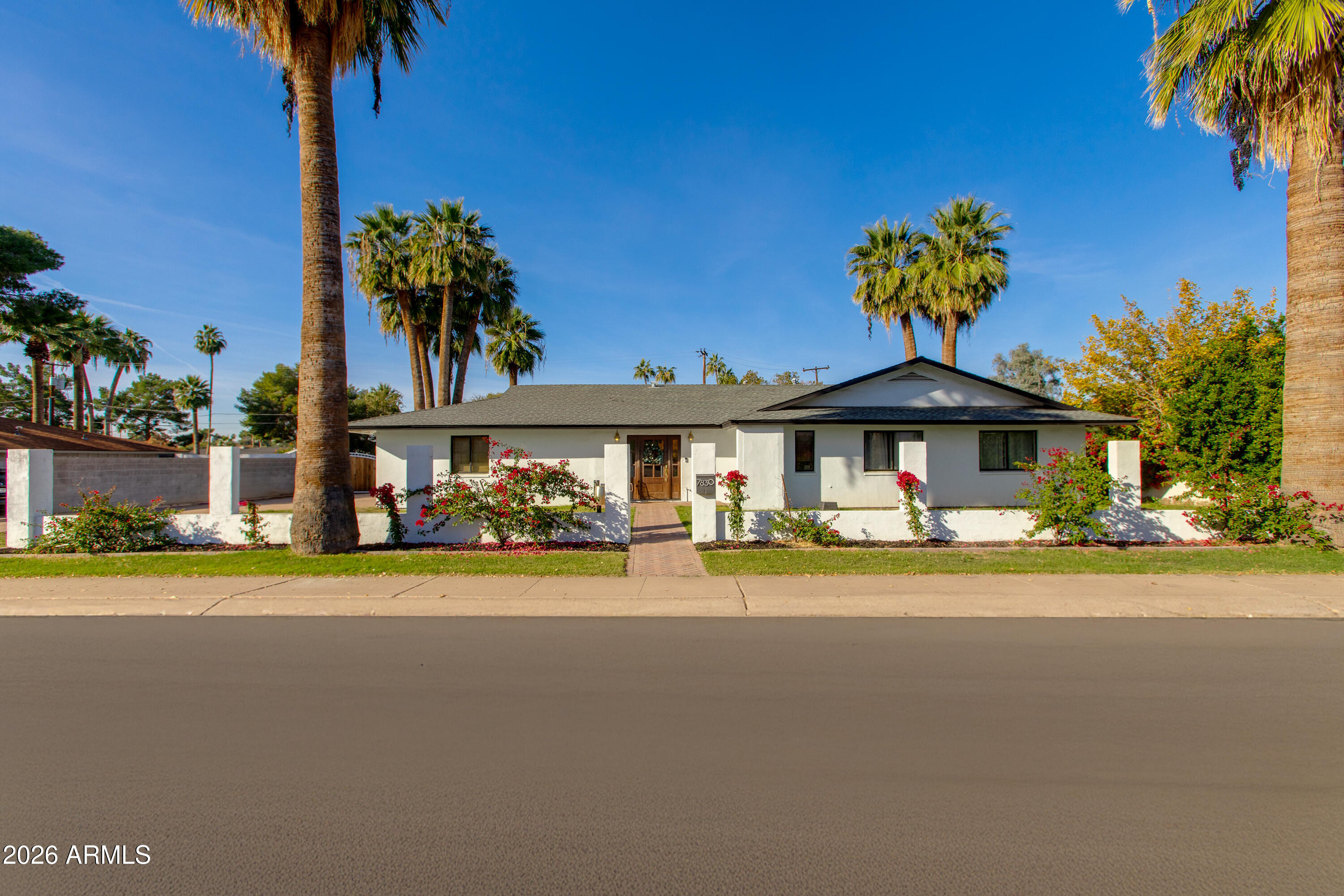 7830 N 7TH Avenue, Phoenix, AZ 85021 — Photo 1 of 43