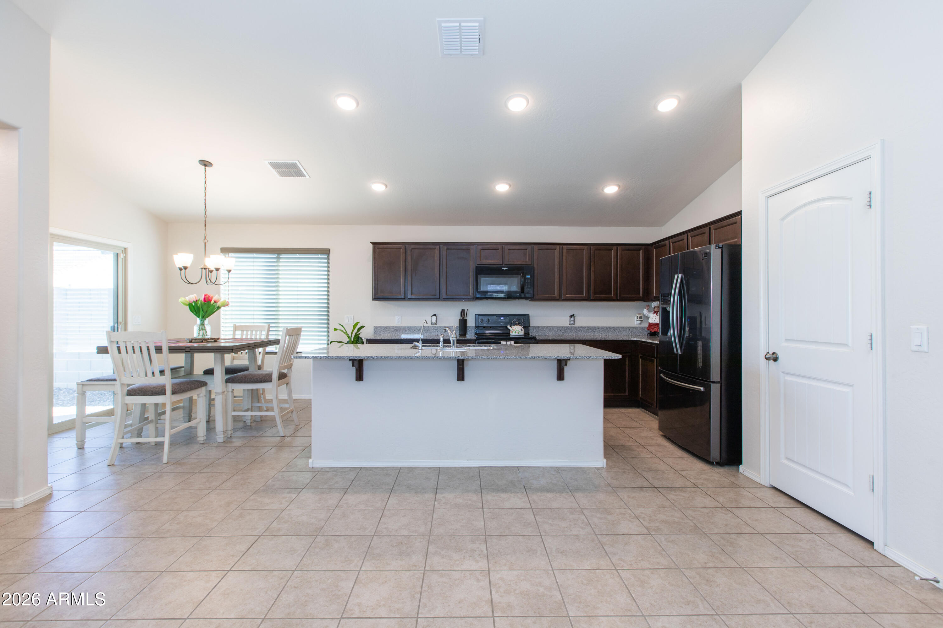 738 W Jardin Drive, Casa Grande, AZ 85122 — Photo 1 of 43