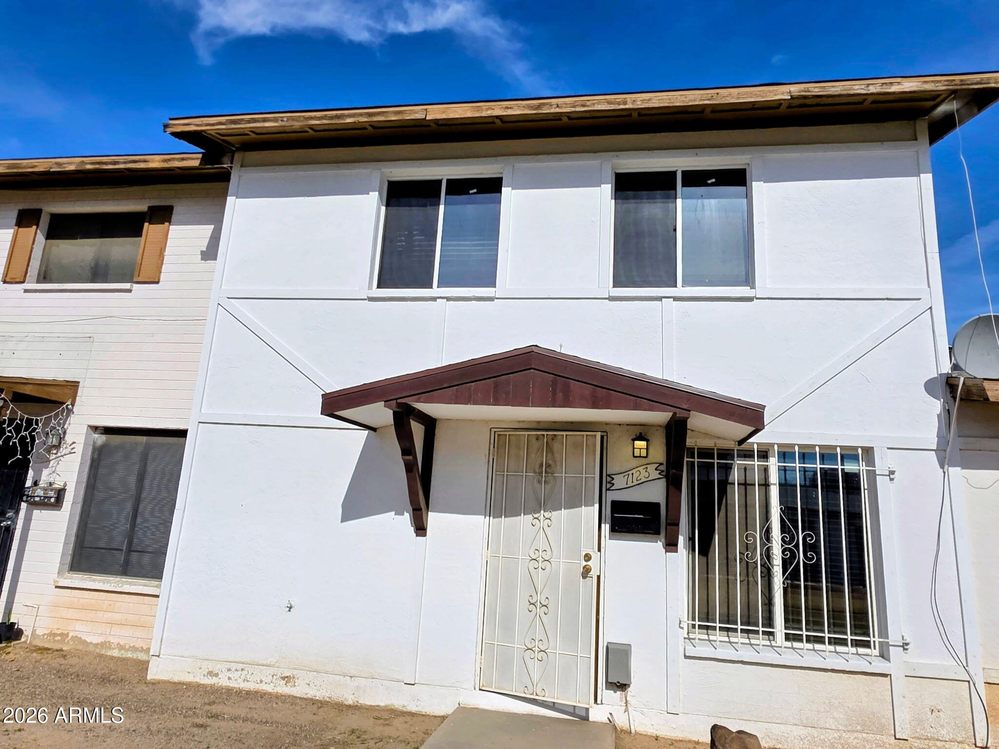 7123 W HAZELWOOD Street, Phoenix, AZ 85033 — Photo 1 of 11