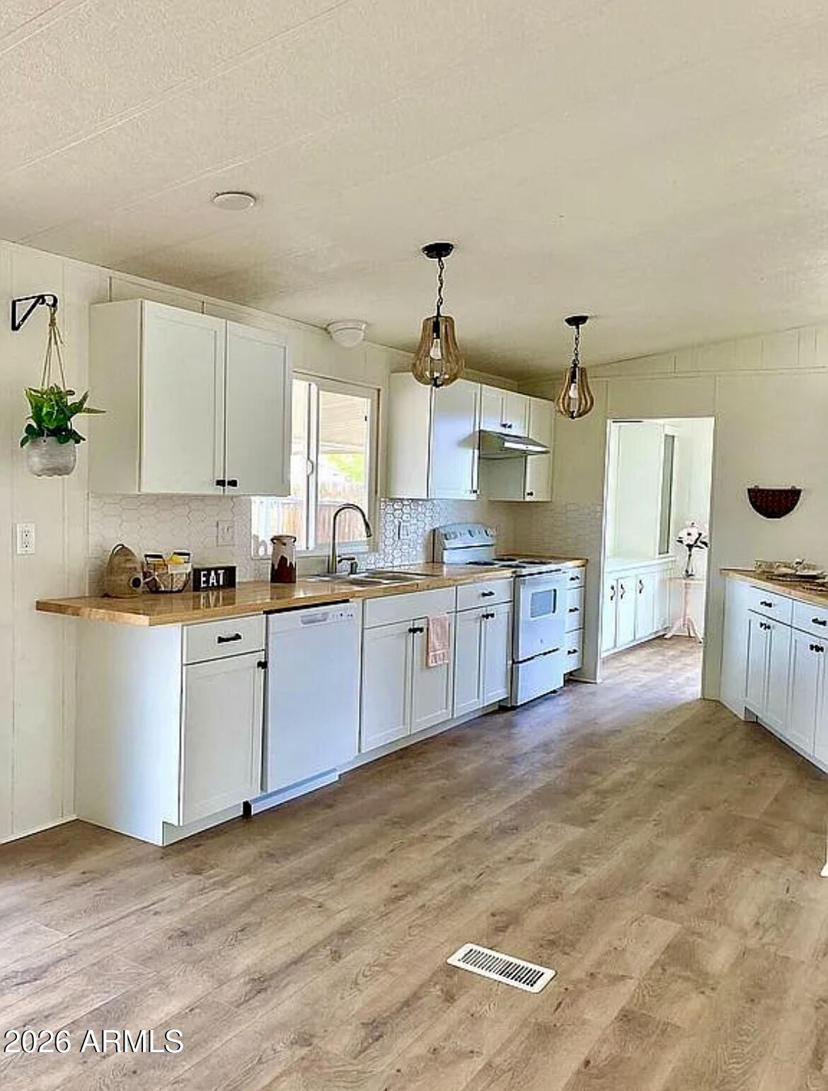 13245 E 39TH Way, Yuma, AZ 85367 — Photo 1 of 24
