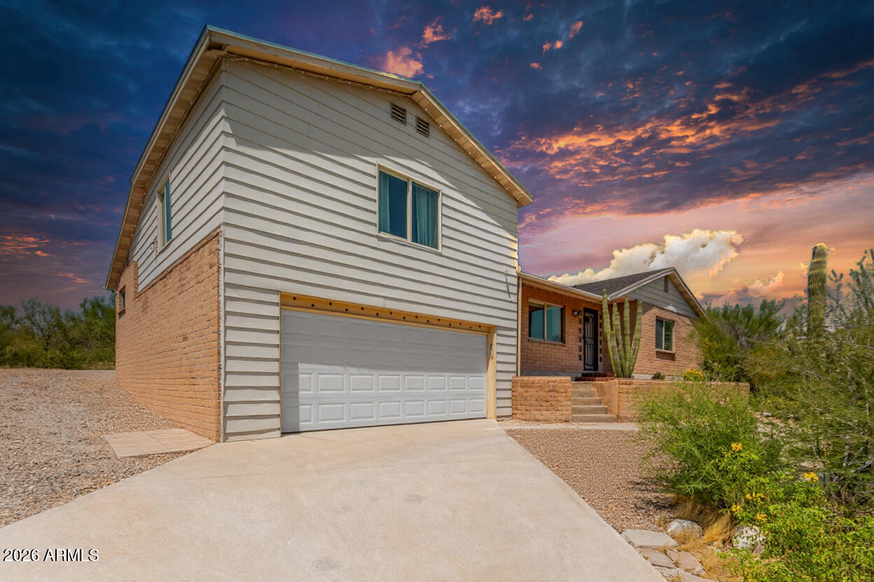 4980 N HILLCREST Drive, Tucson, AZ 85704 — Photo 1 of 42