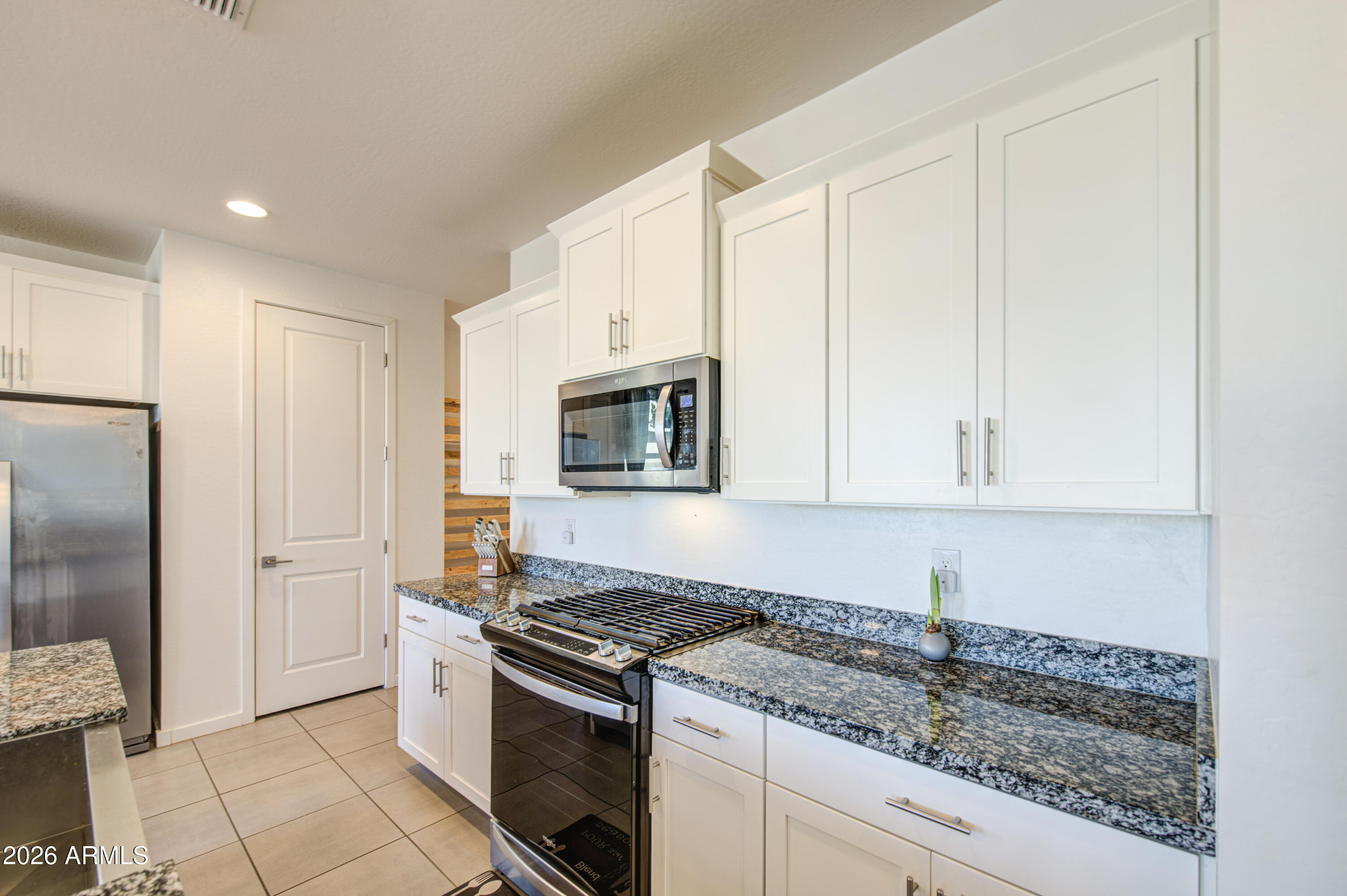 Thumbnail 13
