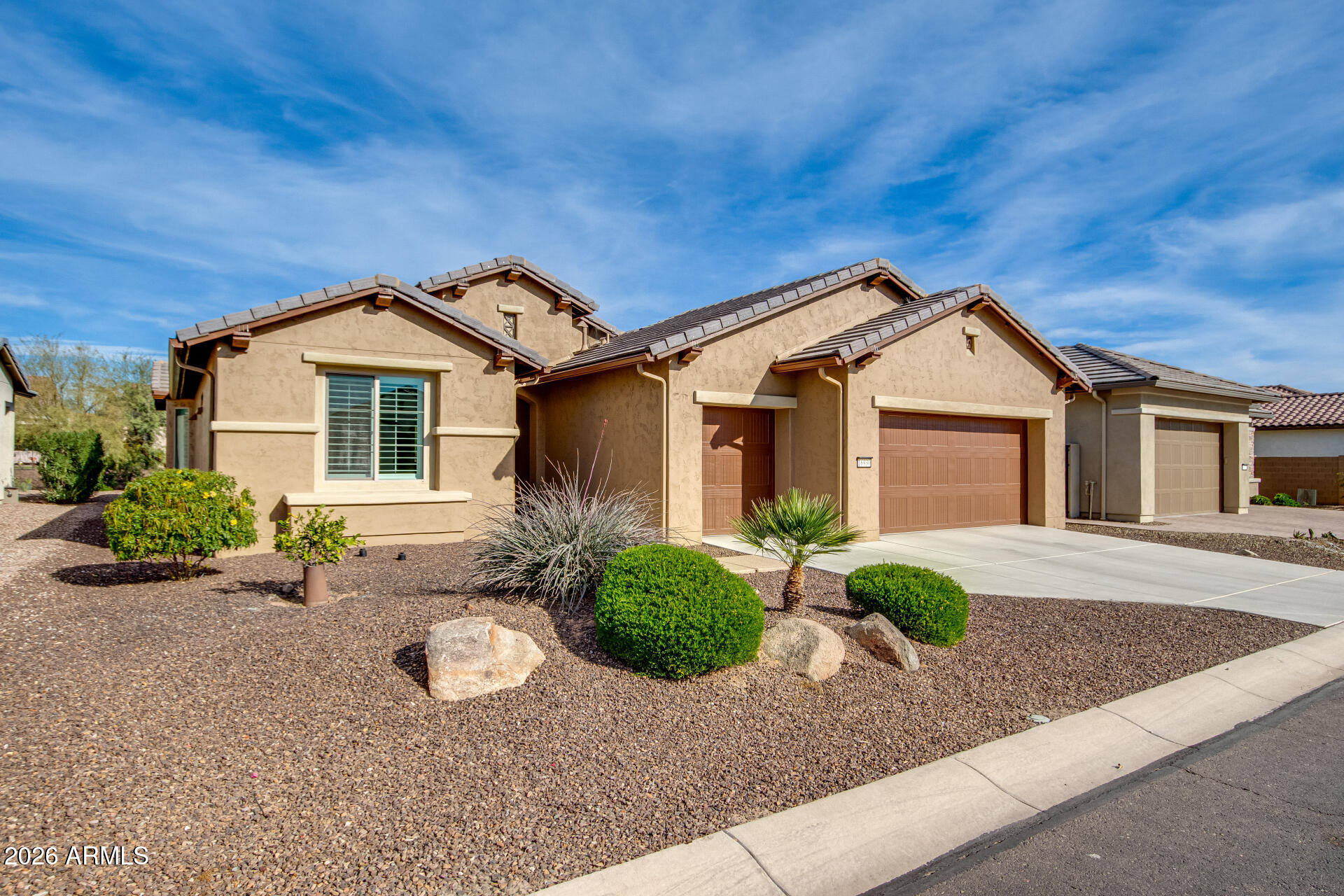 16930 W ALMERIA Road, Goodyear, AZ 85395 — Photo 1 of 39