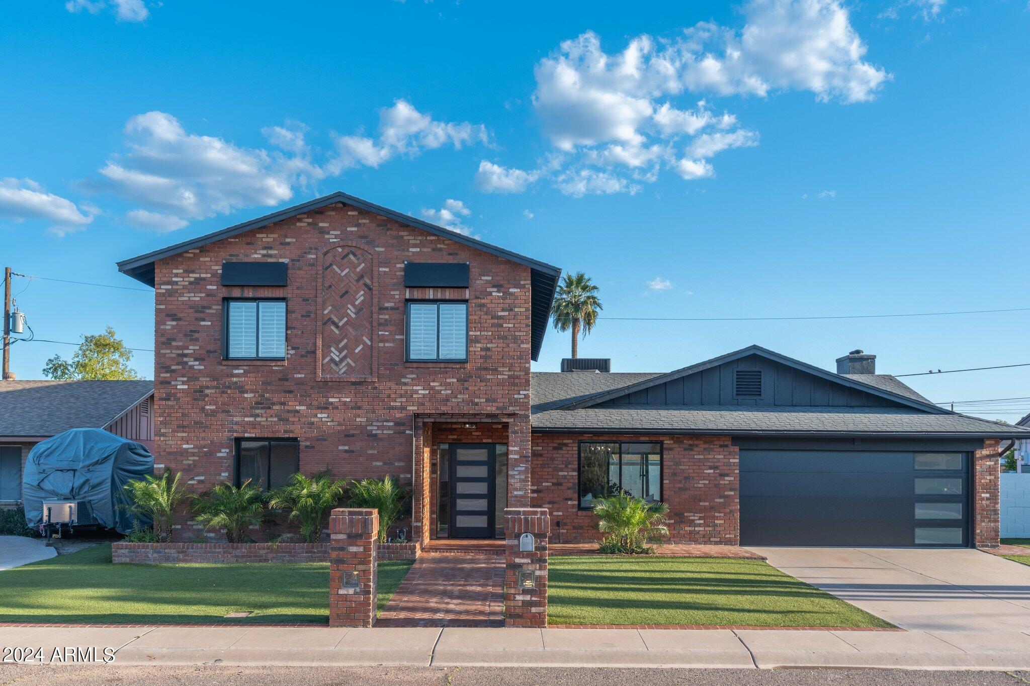 1643 W GRISWOLD Road, Phoenix, AZ 85021 — Photo 1 of 81