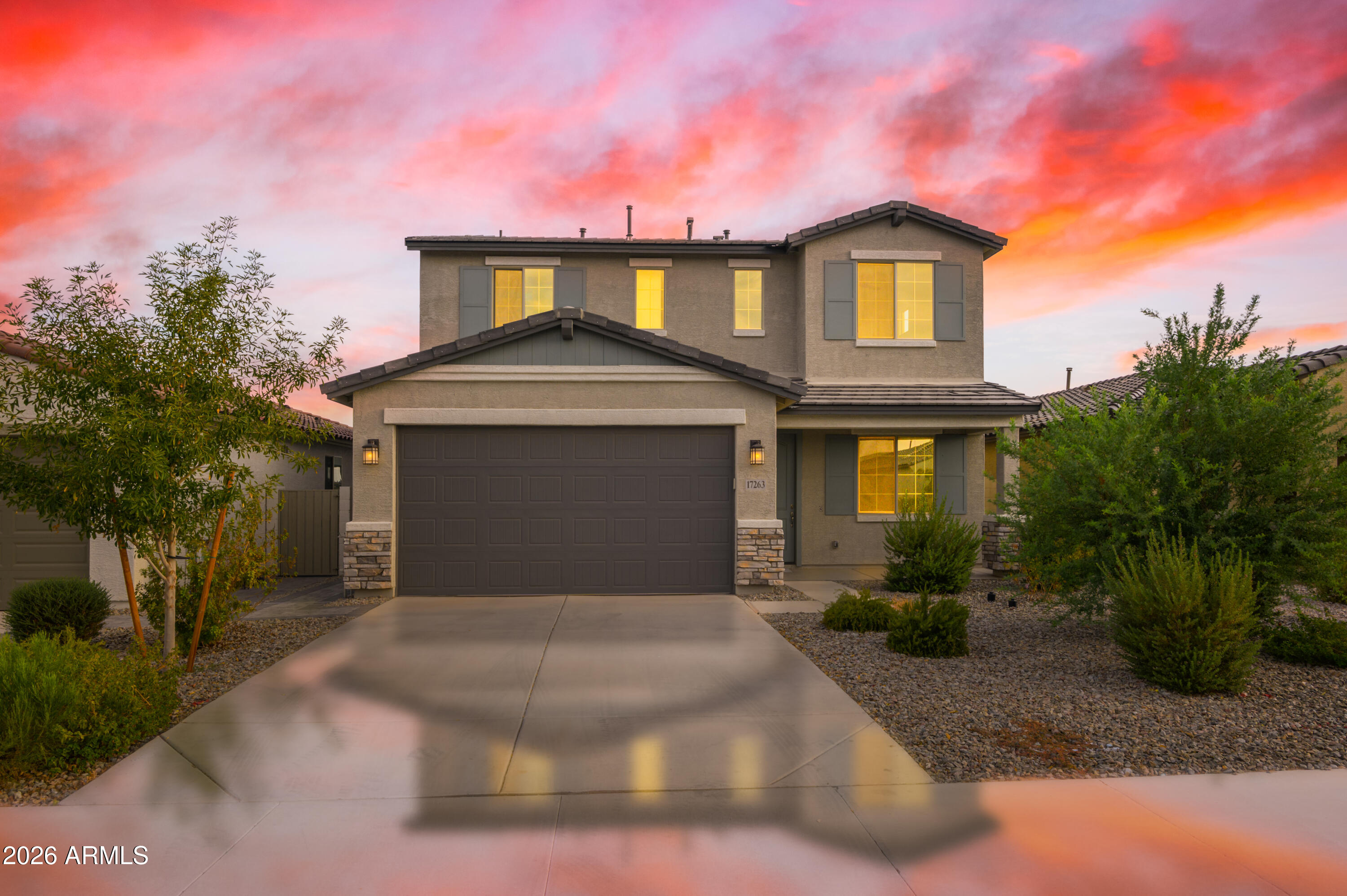 17263 W CORRINE Drive, Surprise, AZ 85388 — Photo 1 of 43