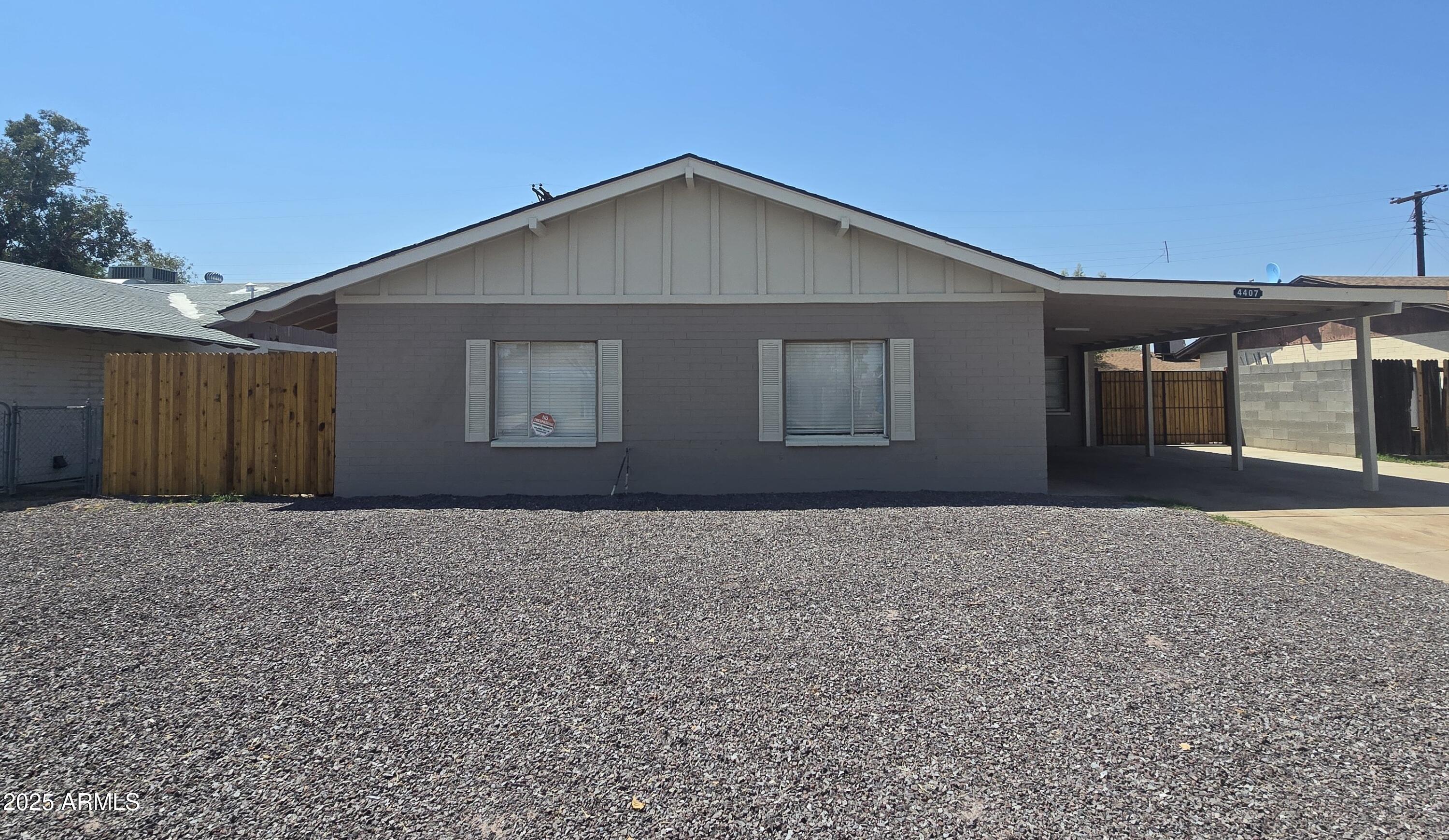 4407 W MONTEREY Way, Phoenix, AZ 85031 — Photo 1 of 17