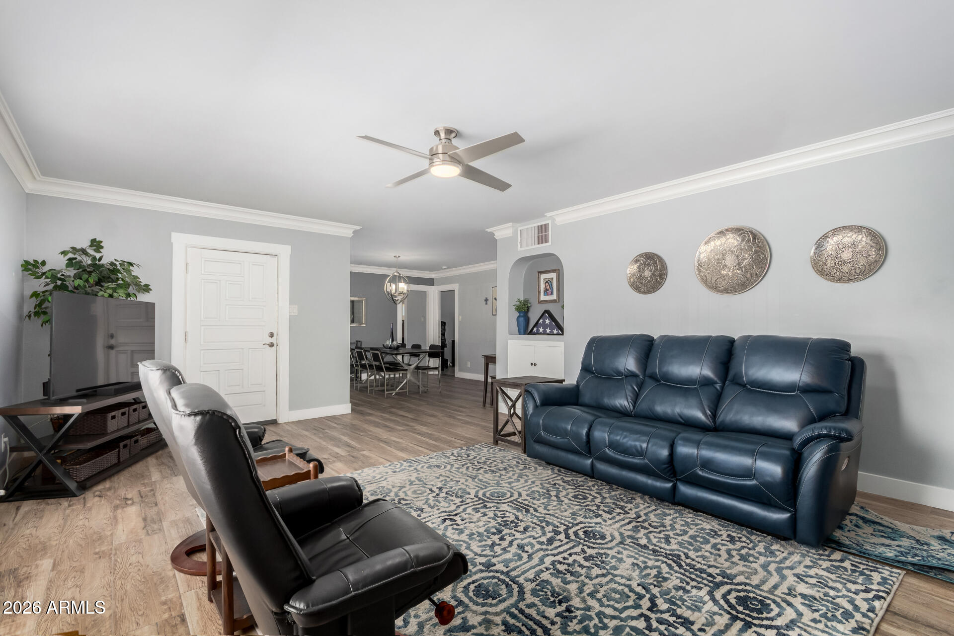 921 W VERDE Lane, Phoenix, AZ 85013 — Photo 1 of 43