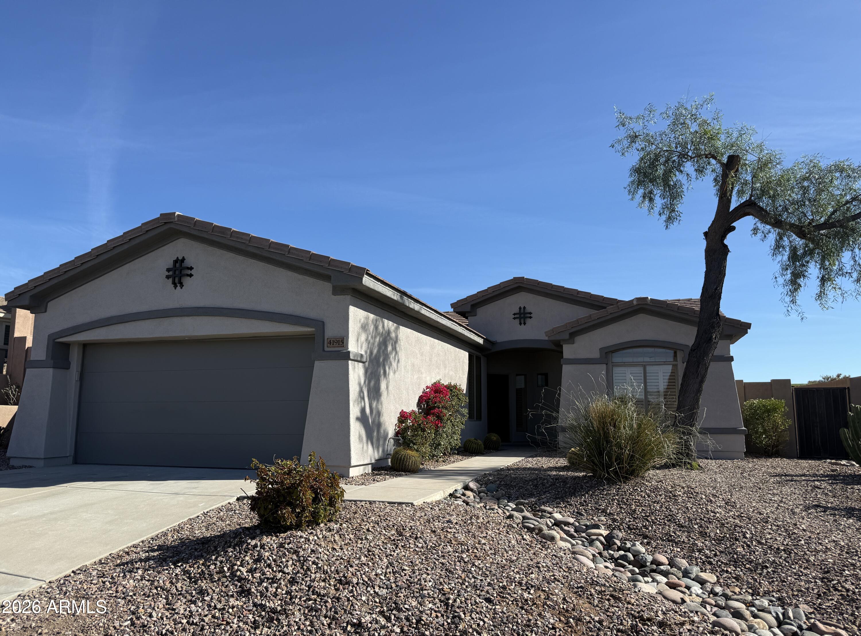 41915 N CROOKED STICK Road, Anthem, AZ 85086 — Photo 1 of 29