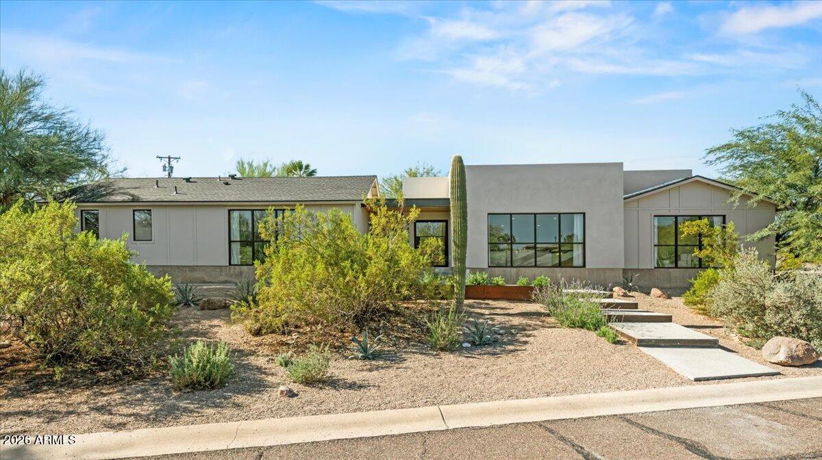 4035 E MCDONALD Drive, Phoenix, AZ 85018 — Photo 1 of 66