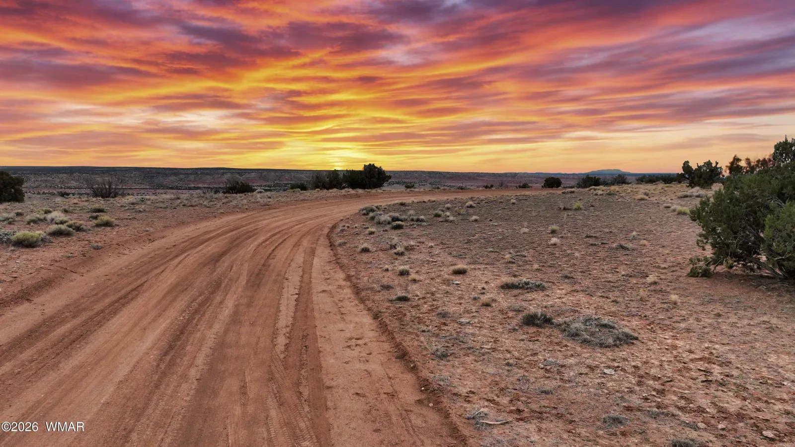 84 CR North 6269, St. Johns, AZ 85936 — Photo 1 of 33