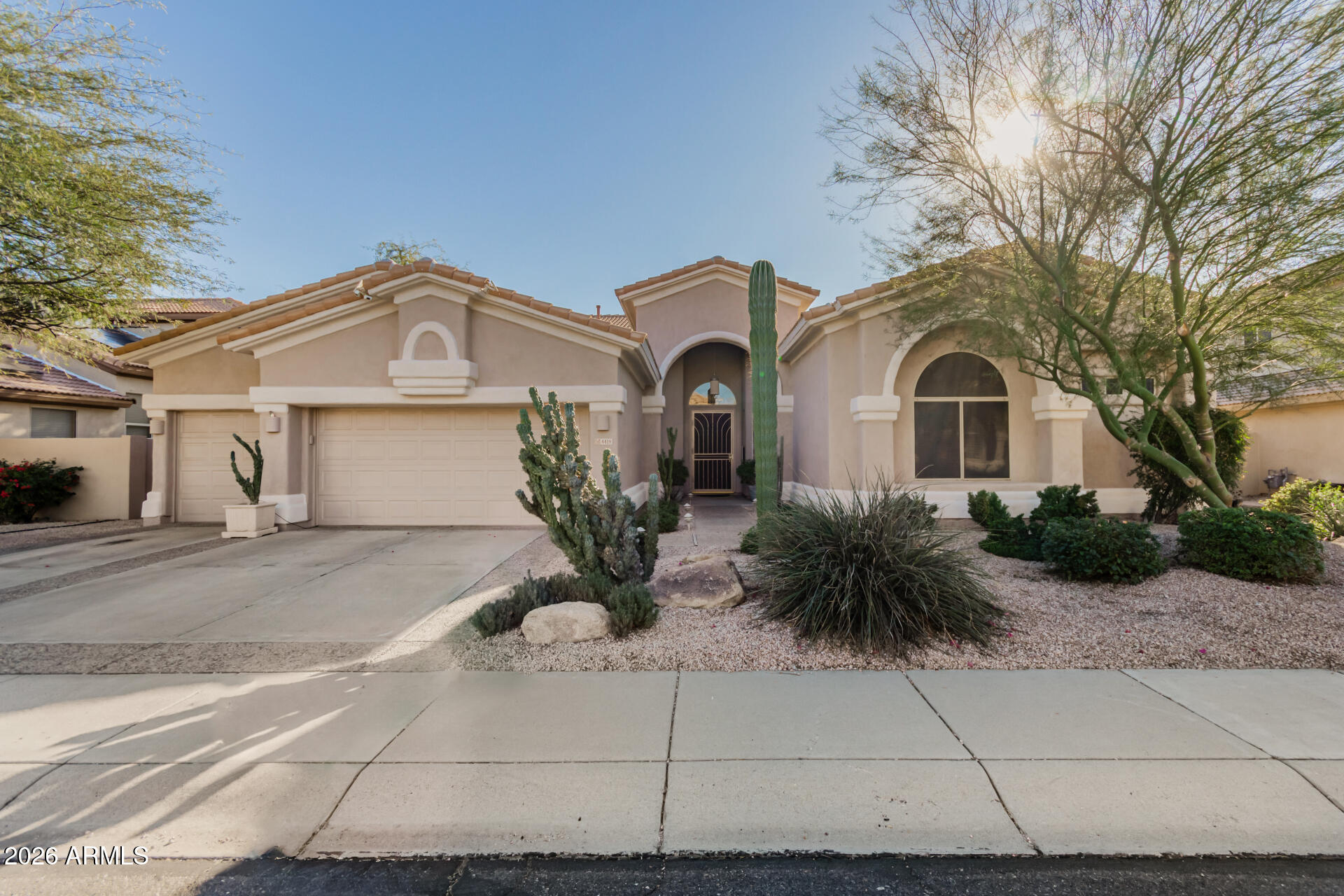 4419 E ROBIN Lane, Phoenix, AZ 85050 — Photo 1 of 28