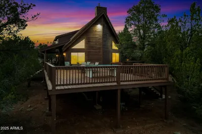 2781 AIR PARK Drive, Overgaard, AZ 85933