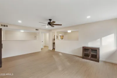 Thumbnail 36