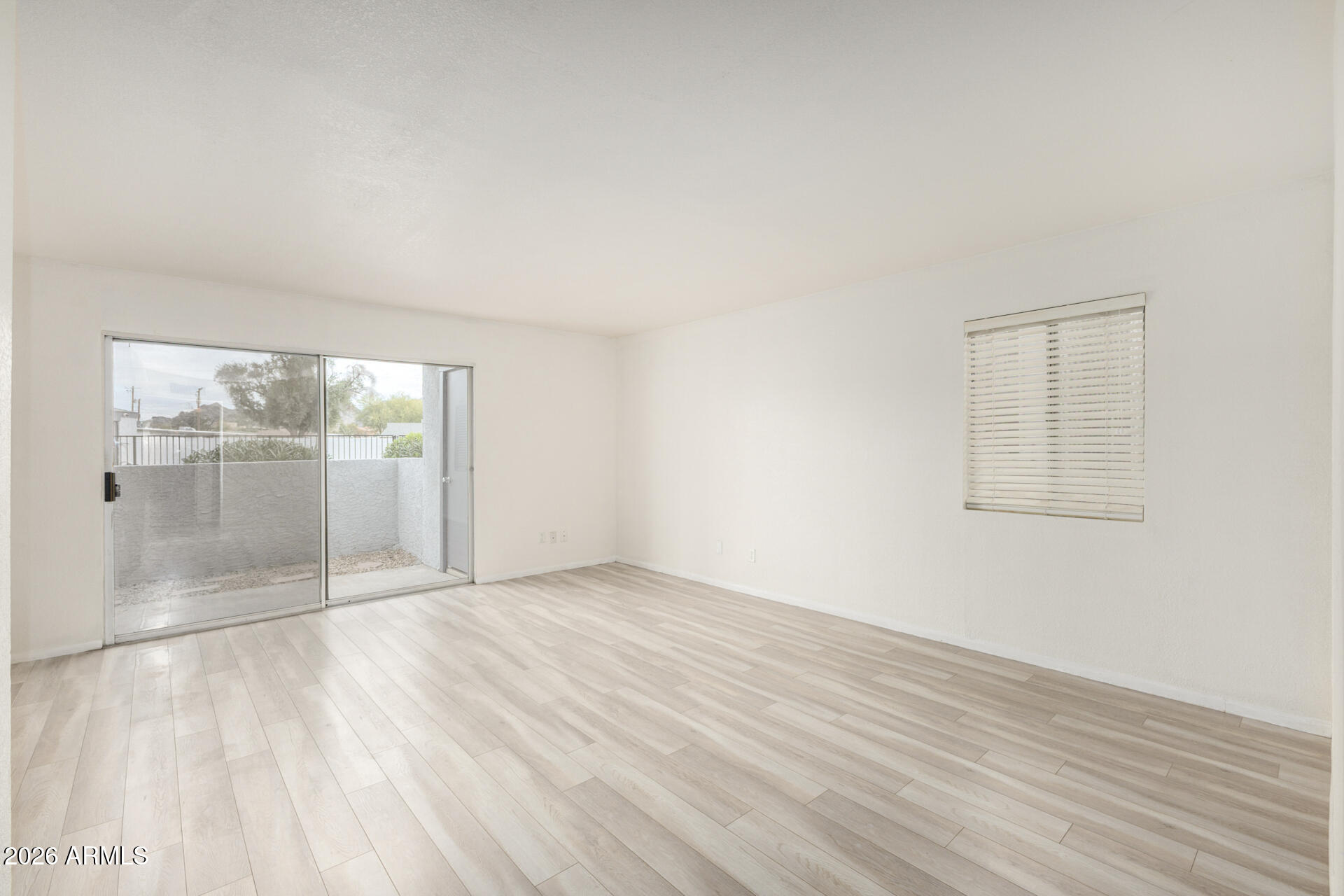 7550 N 12TH Street 146, Phoenix, AZ 85020 — Photo 1 of 17