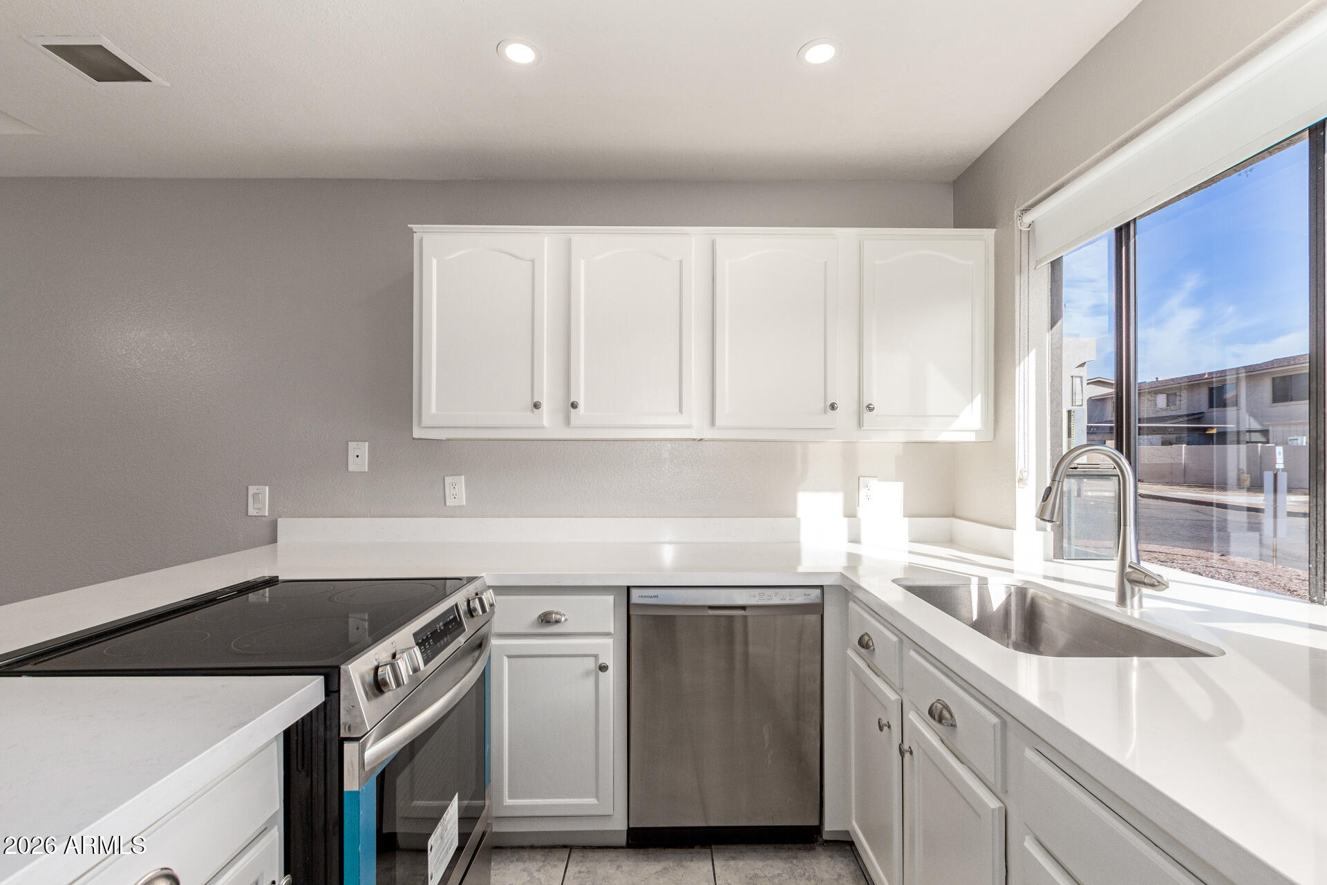 11666 N 28TH Drive 120, Phoenix, AZ 85029 — Photo 1 of 22