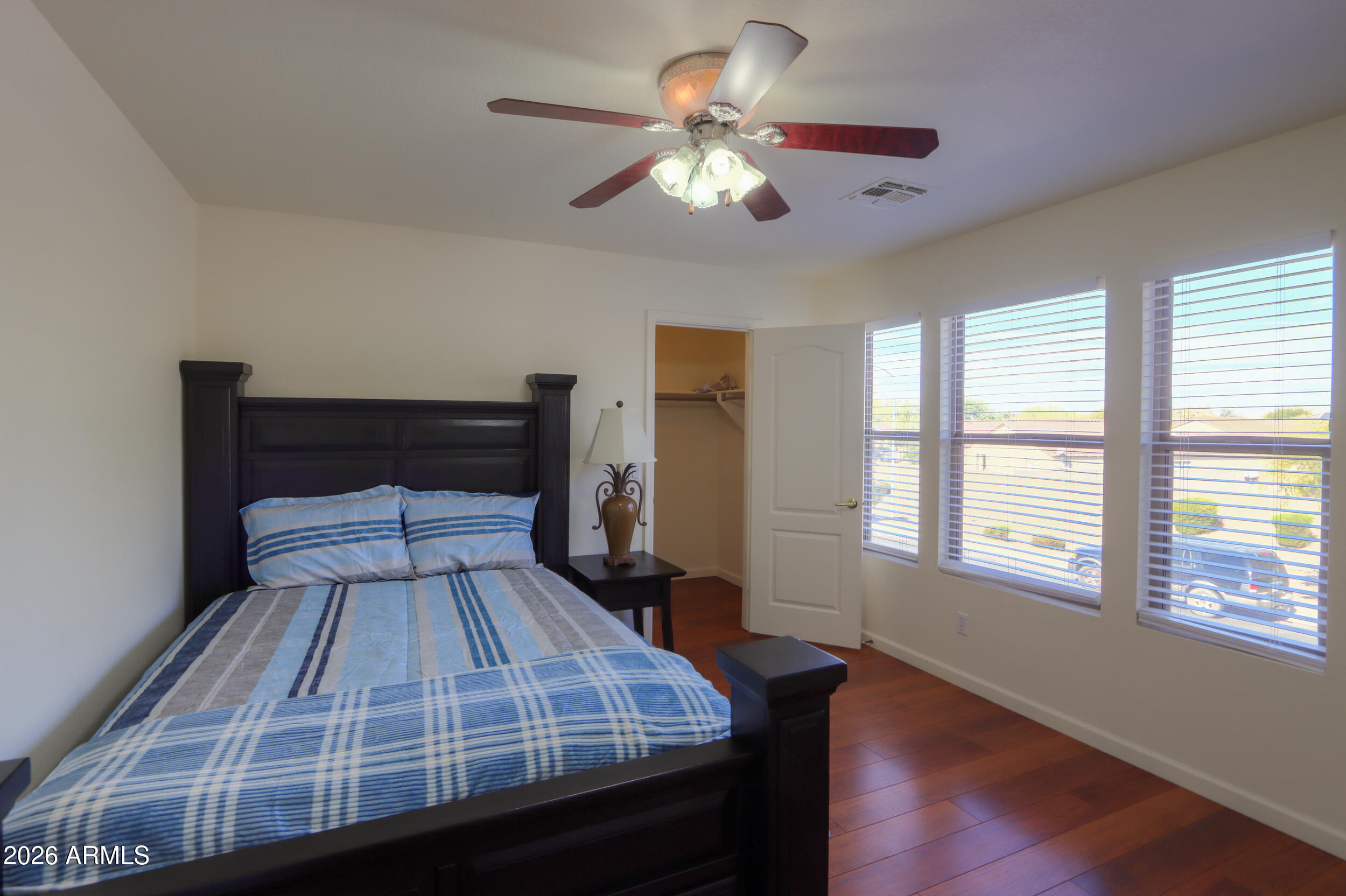 Thumbnail 25