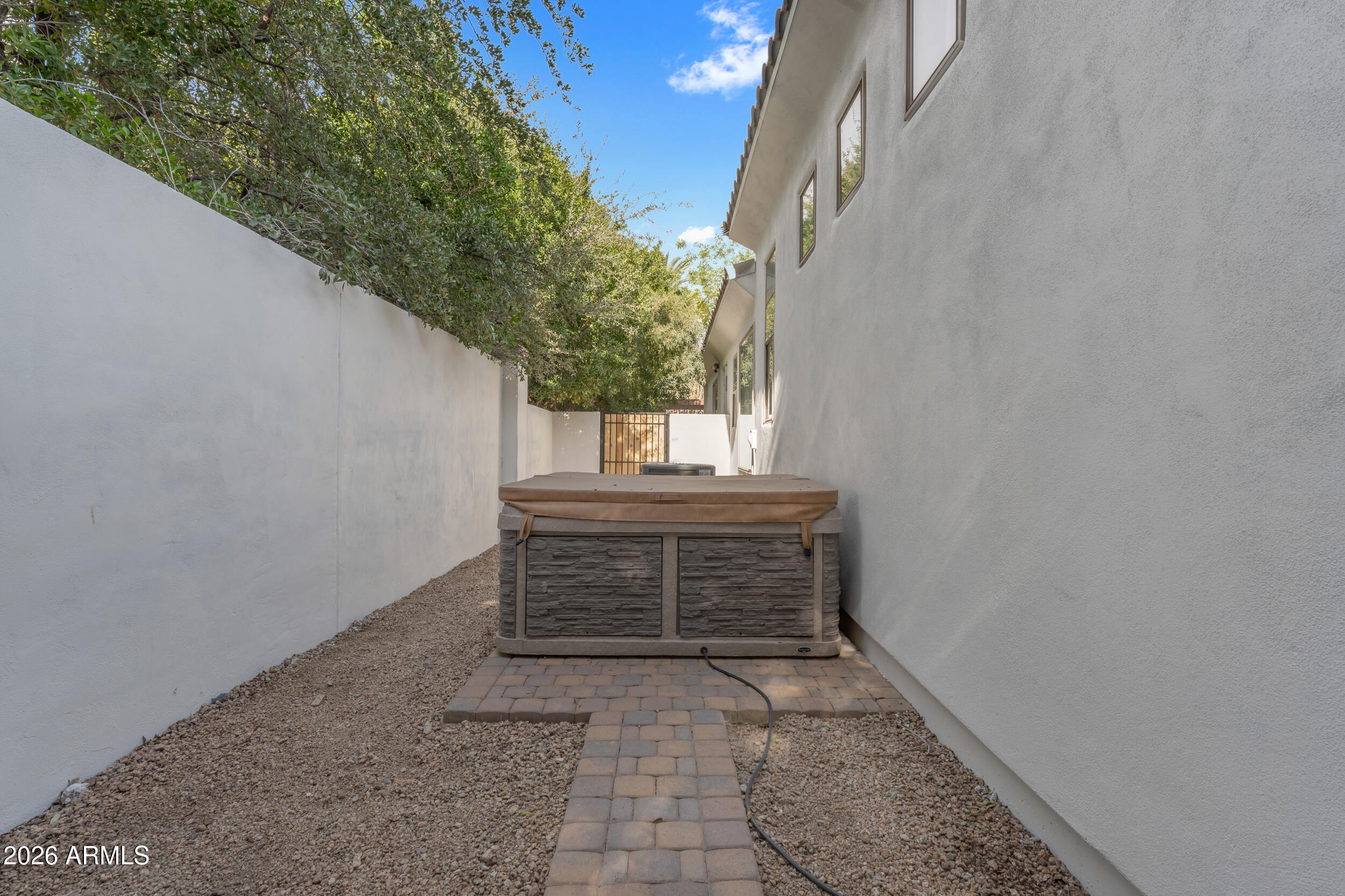 Thumbnail 44