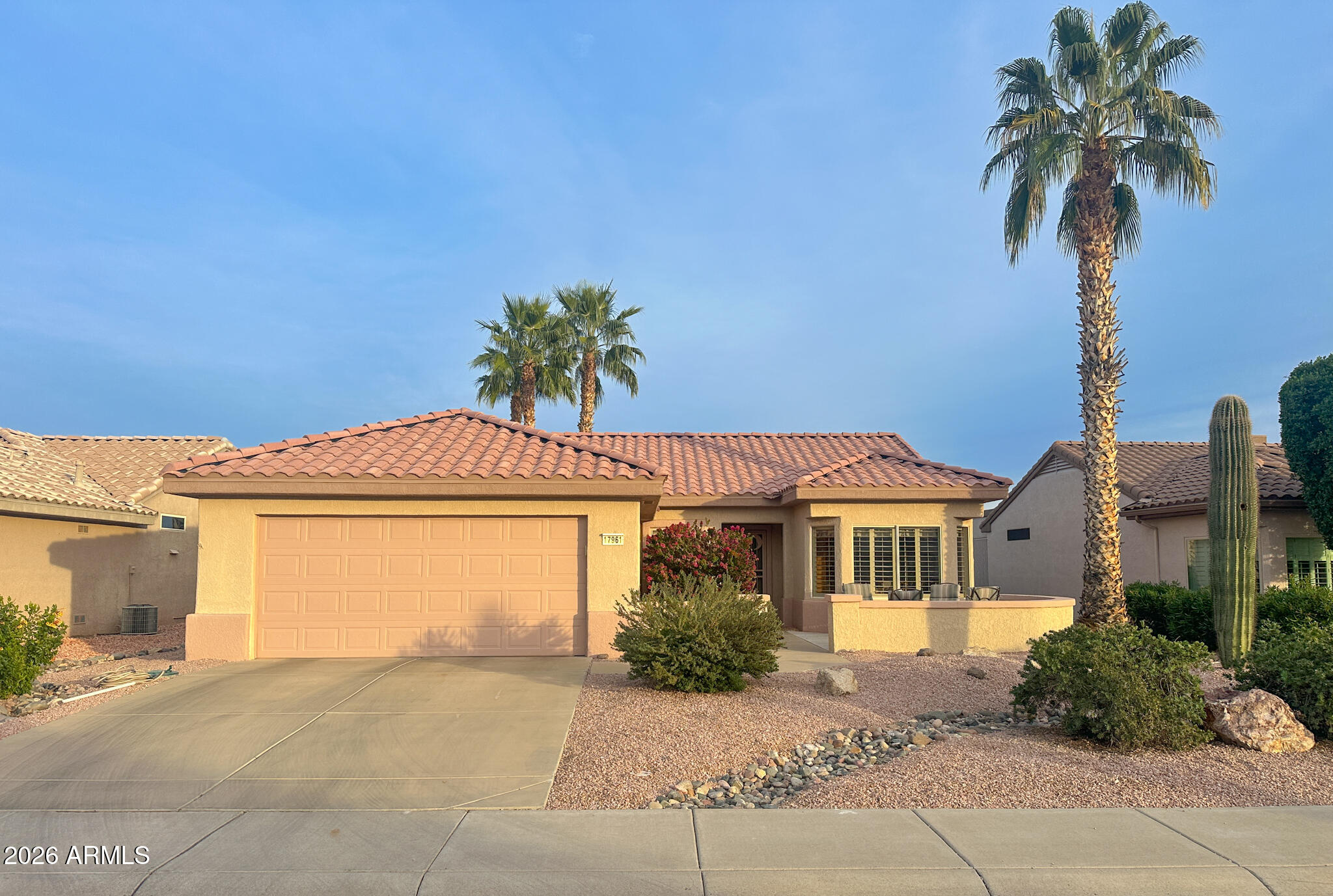 17961 N SOMERSET Drive, Surprise, AZ 85374 — Photo 1 of 19