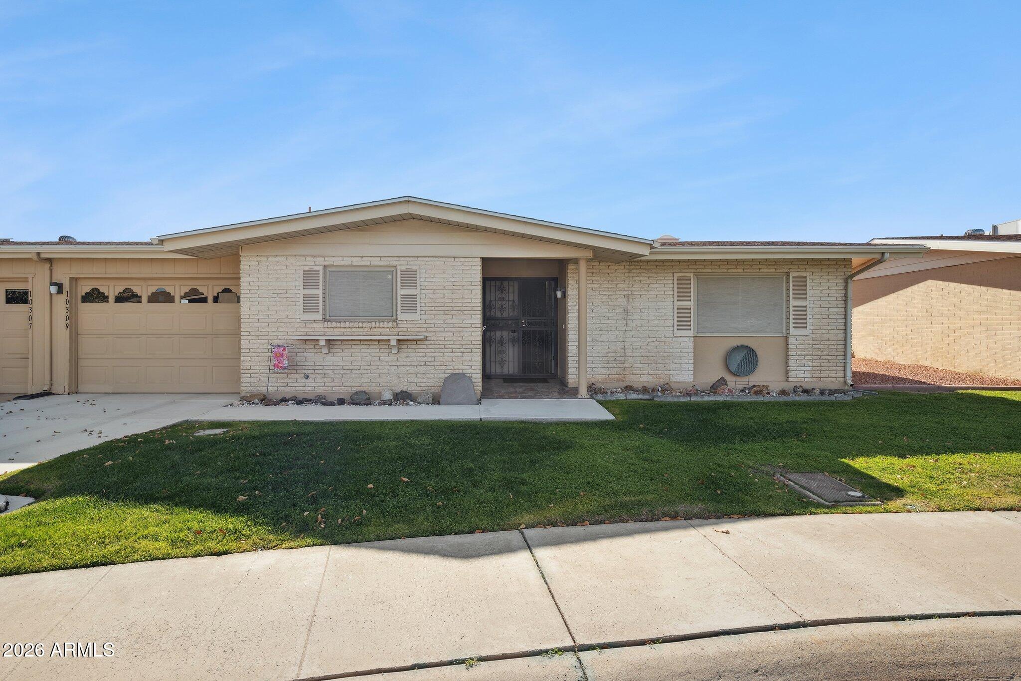 10309 W CORTE DEL SOL ESTE, Sun City, AZ 85351 — Photo 1 of 33