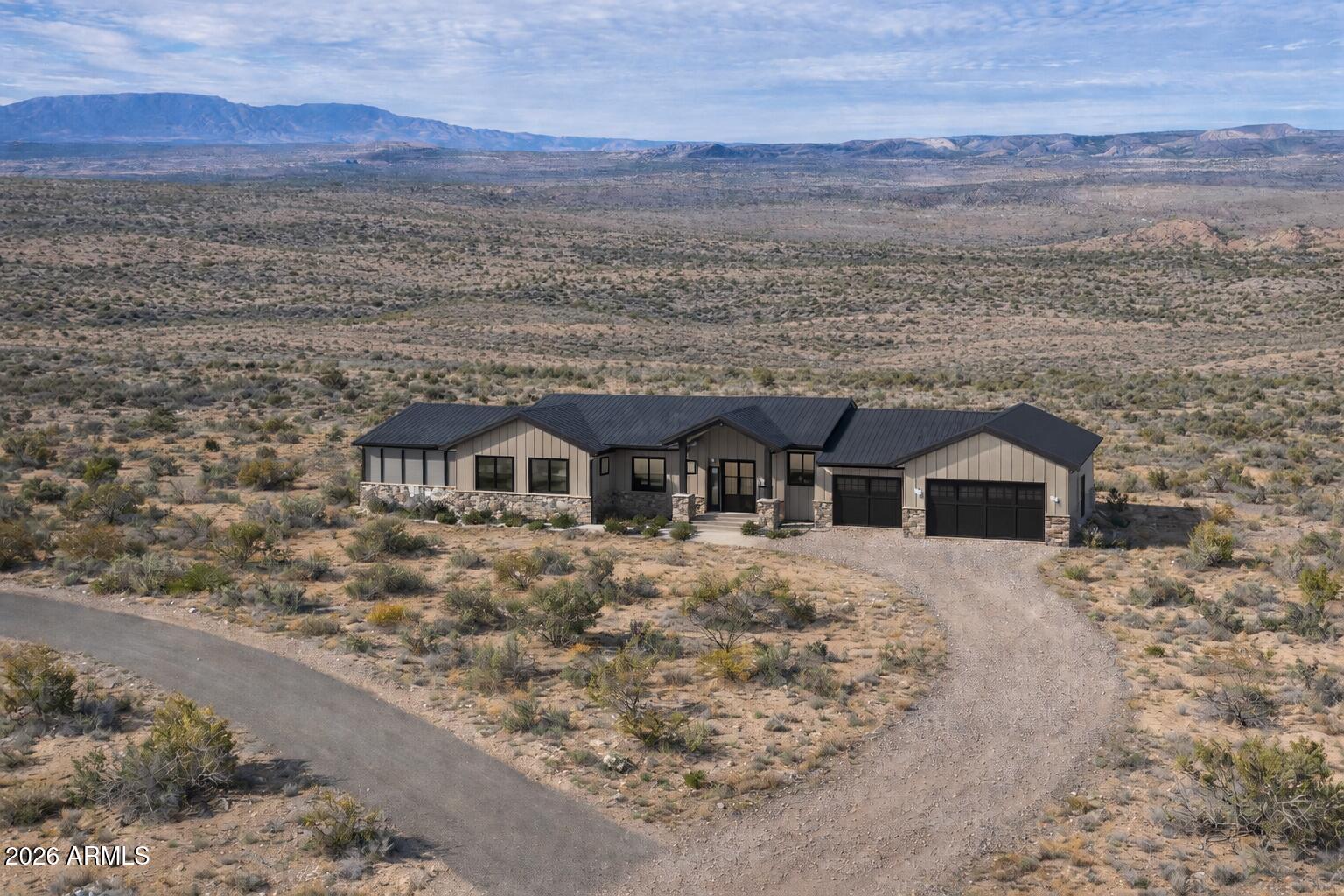 6679 N CANYON Road 96, Rimrock, AZ 86335 — Photo 1 of 21