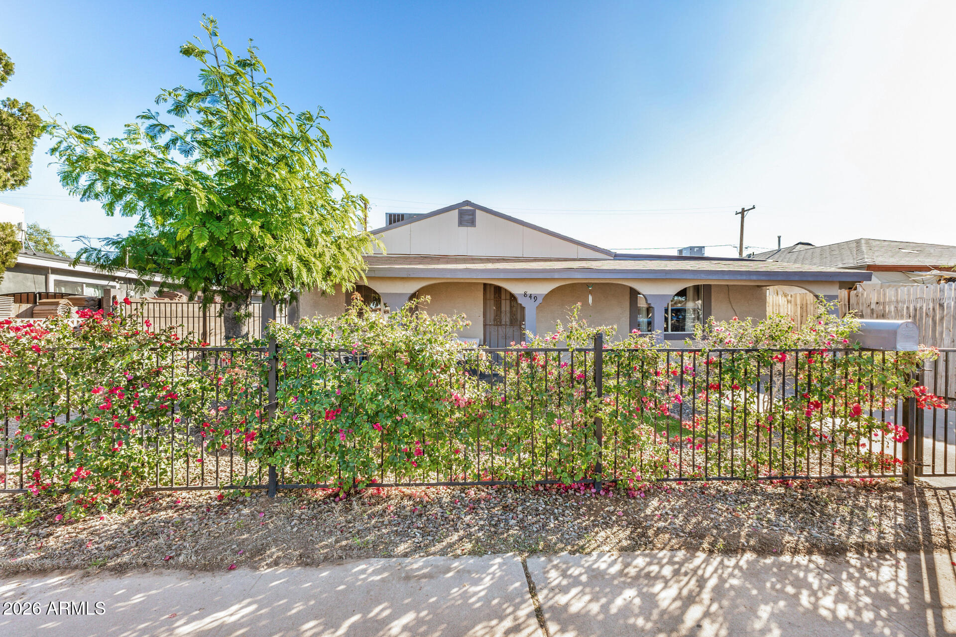 849 S COLEMAN, Mesa, AZ 85210 — Photo 1 of 59